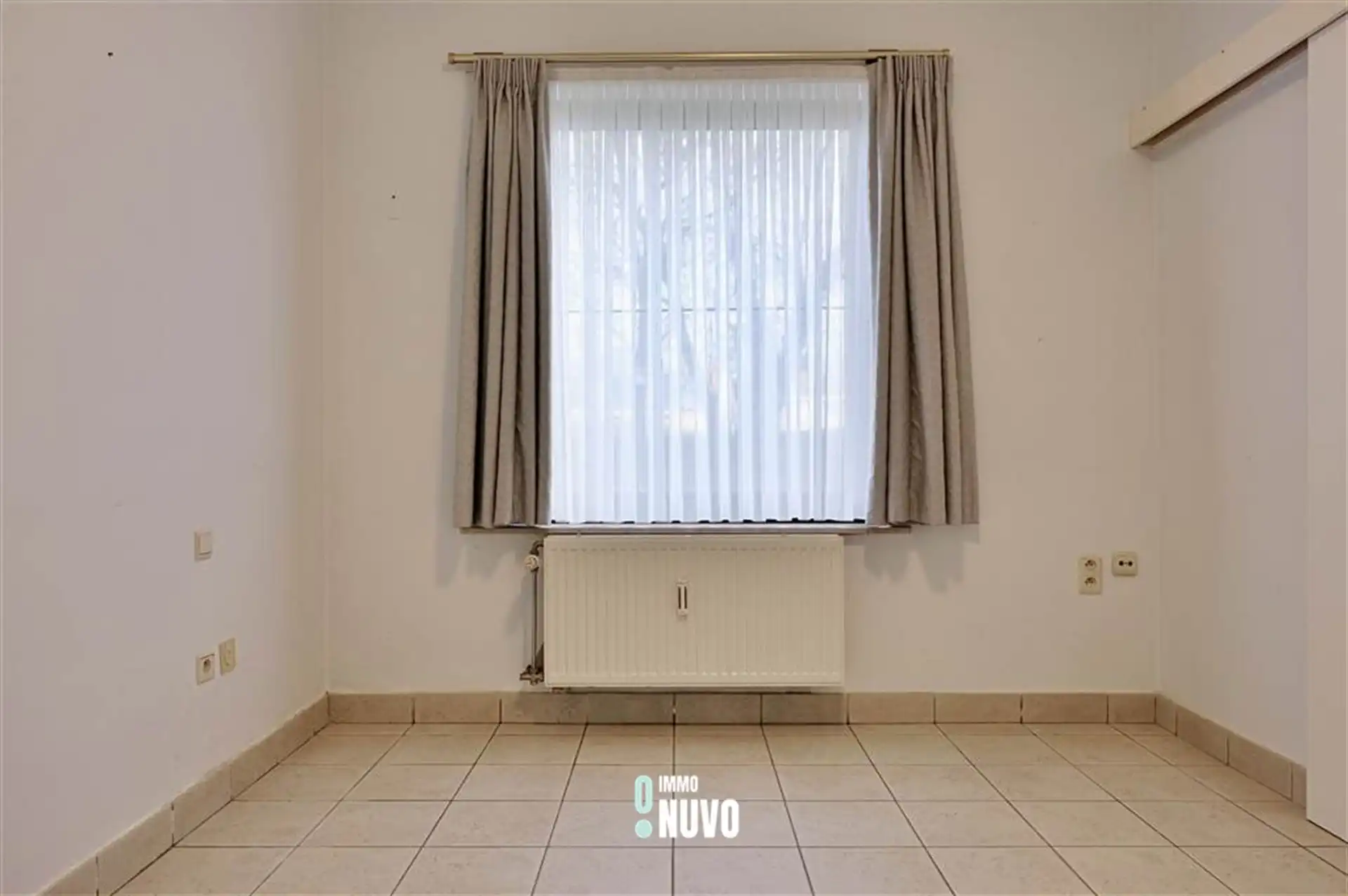 Gemengd gebouw foto 24