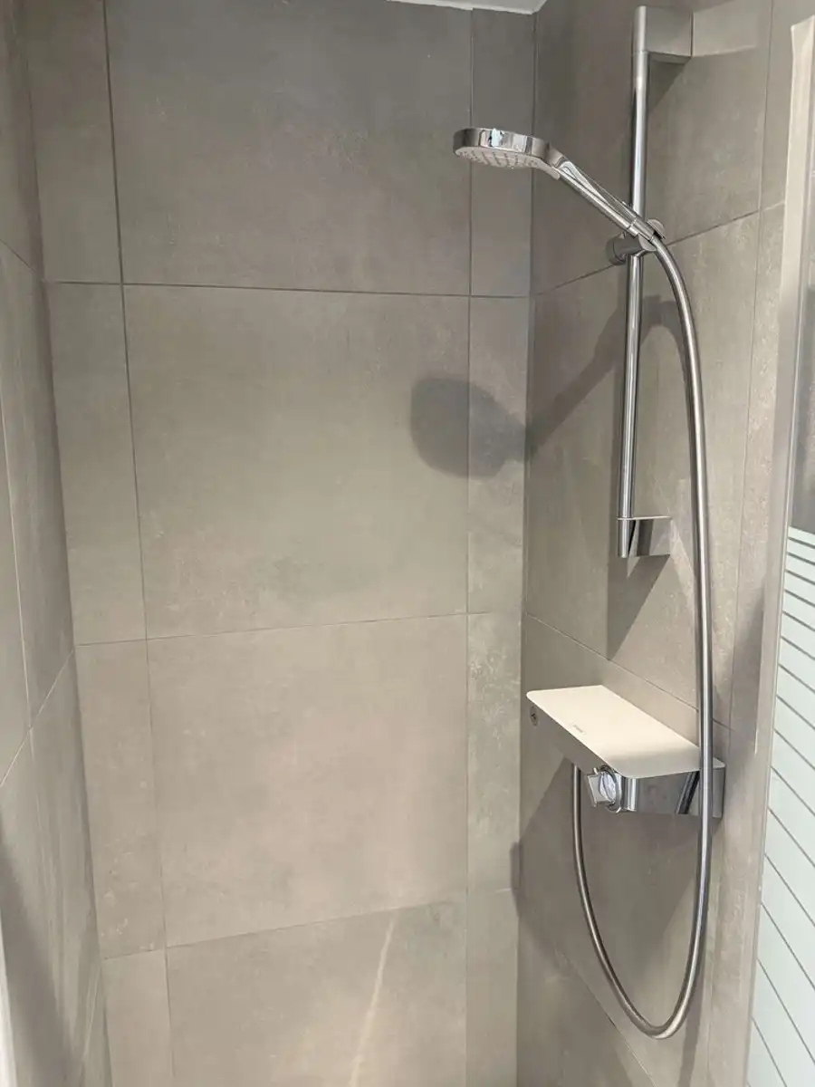 Volledig gerenoveerd appartement met 2 slaapkamers en ruim zonneterras te huur in Heverlee (Leuven) foto 12