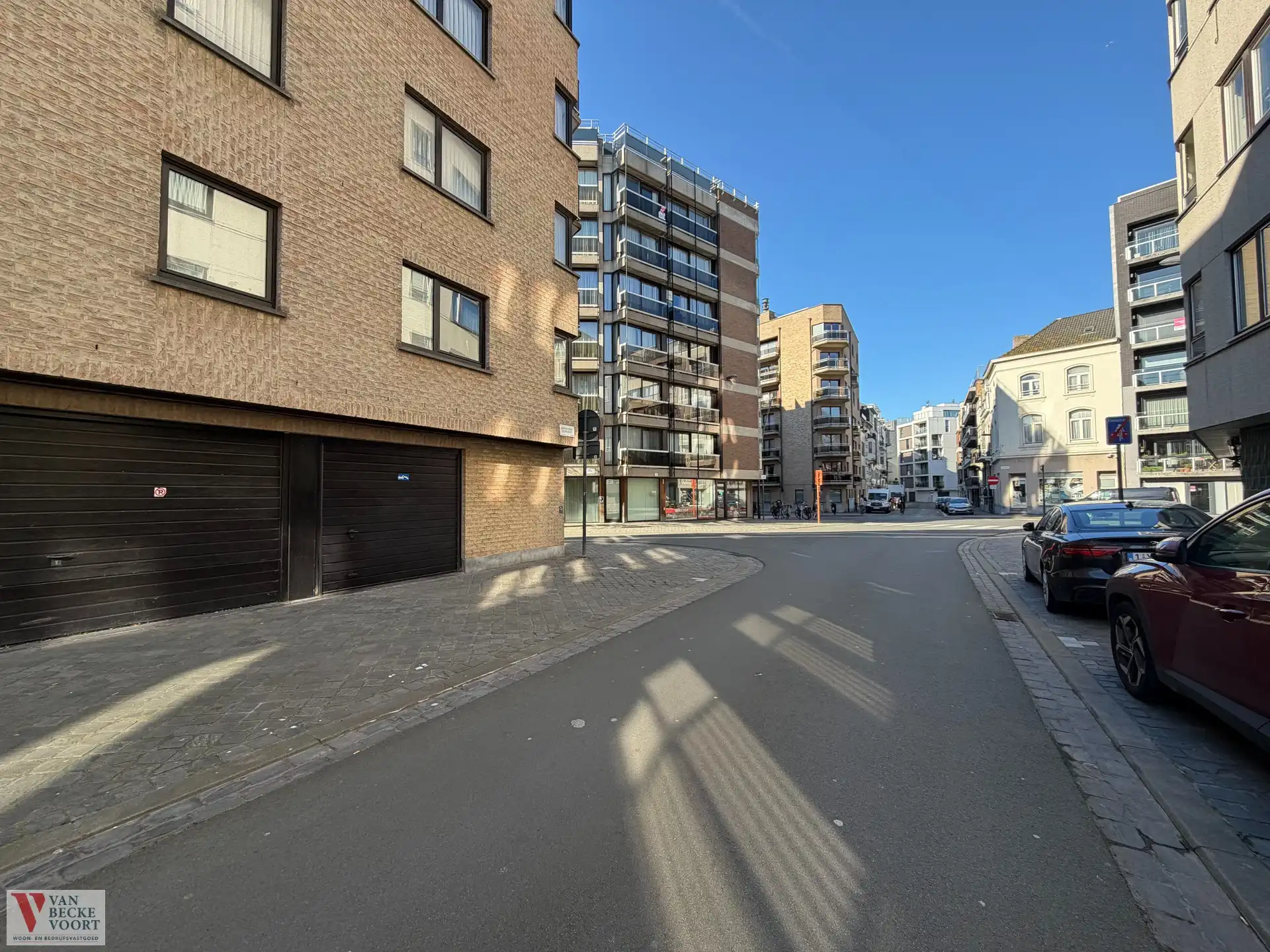 Garagebox 32m² op centrale legging foto 6