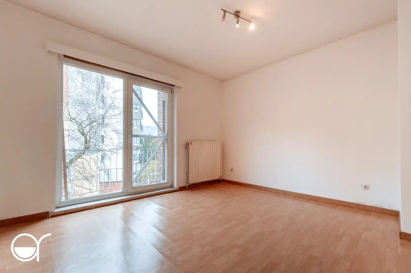 2-slaapkamerappartement nabij het Sint-Pietersstation foto 6