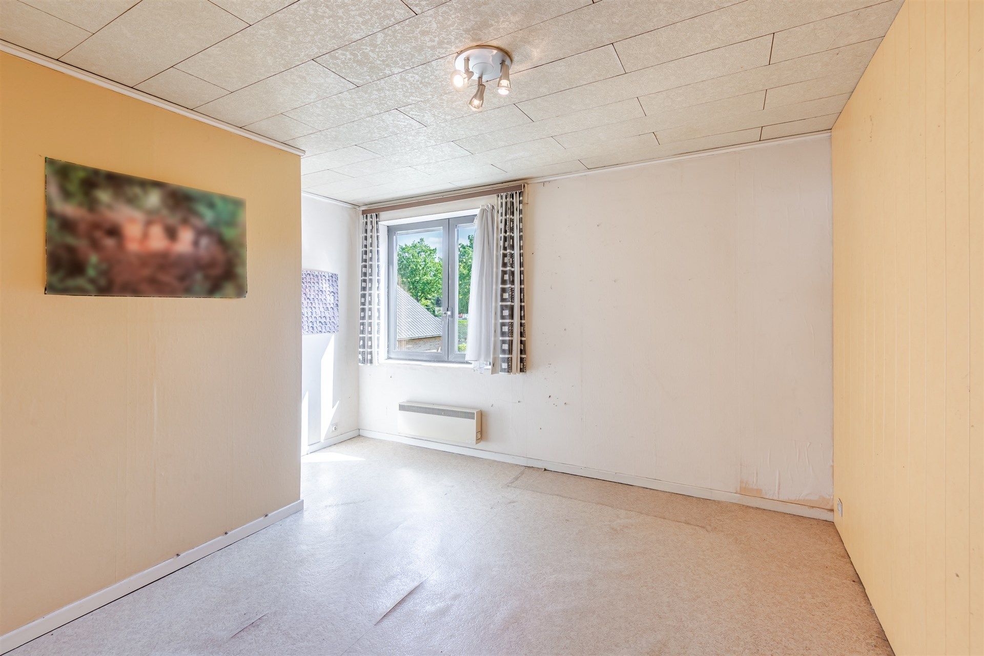 Te renoveren woning met tuin foto 9