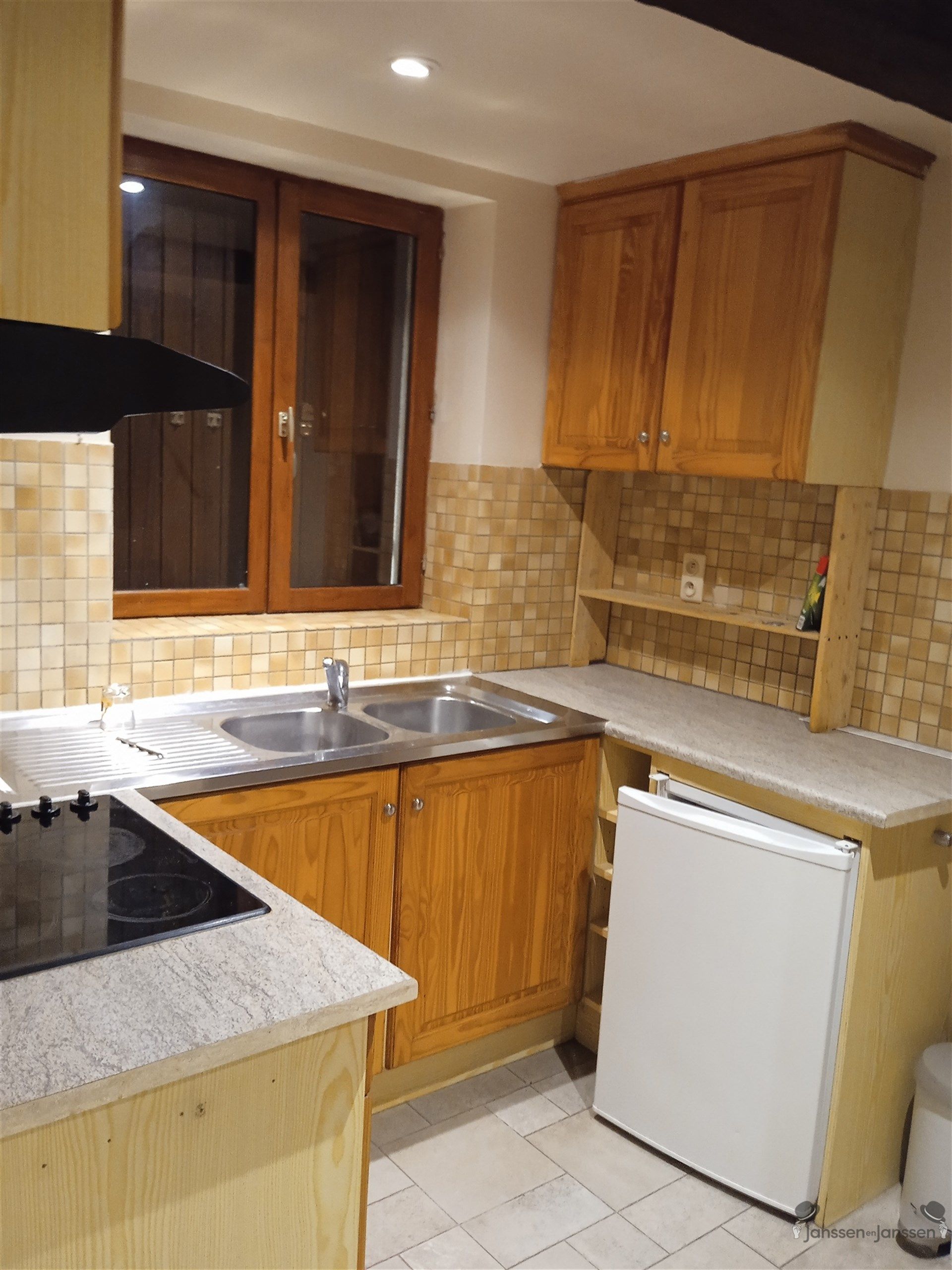 Volledig gerestaureerde en bemeubelde woning zuid Franse kust foto 2