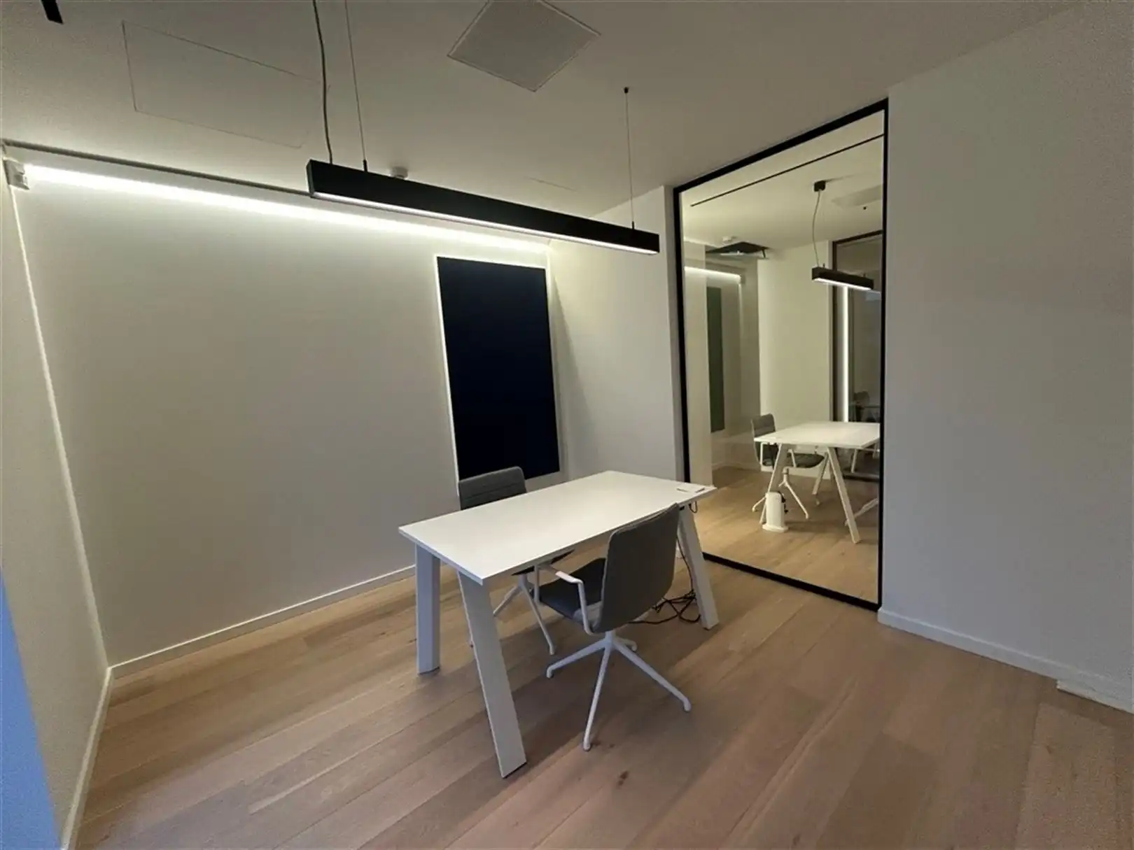 Kantoorgebouw foto 11