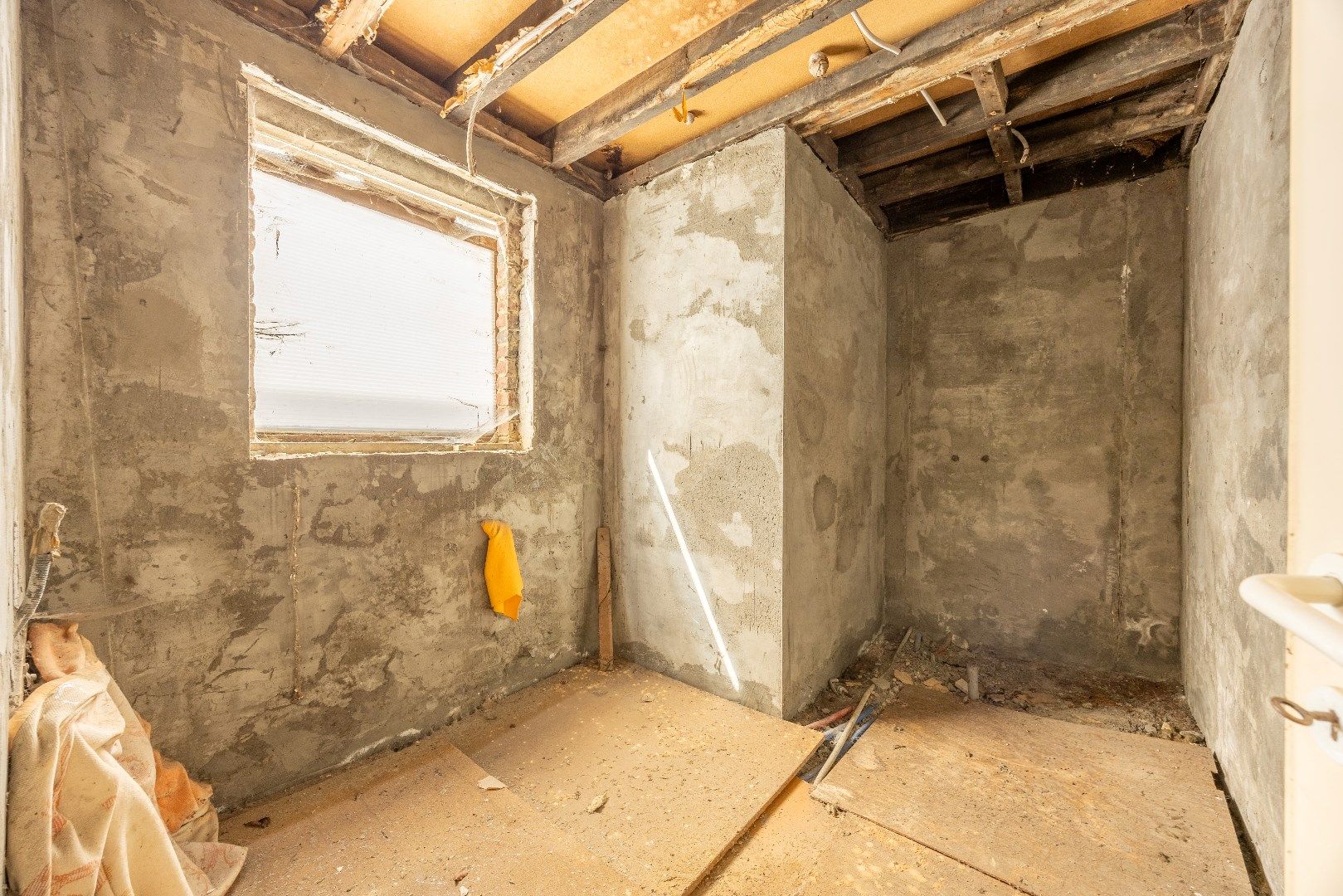 Woning met garage en uitweg foto 8