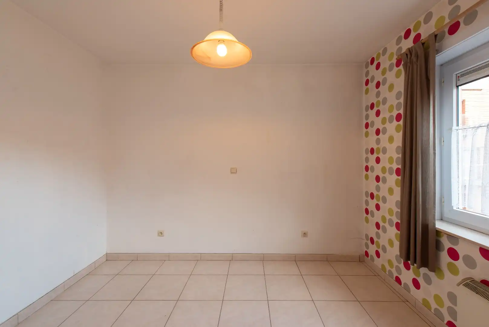 Centraal gelegen, ruim 2 slaapkamerappartement op wandelafstand van de Zeedijk. foto 19