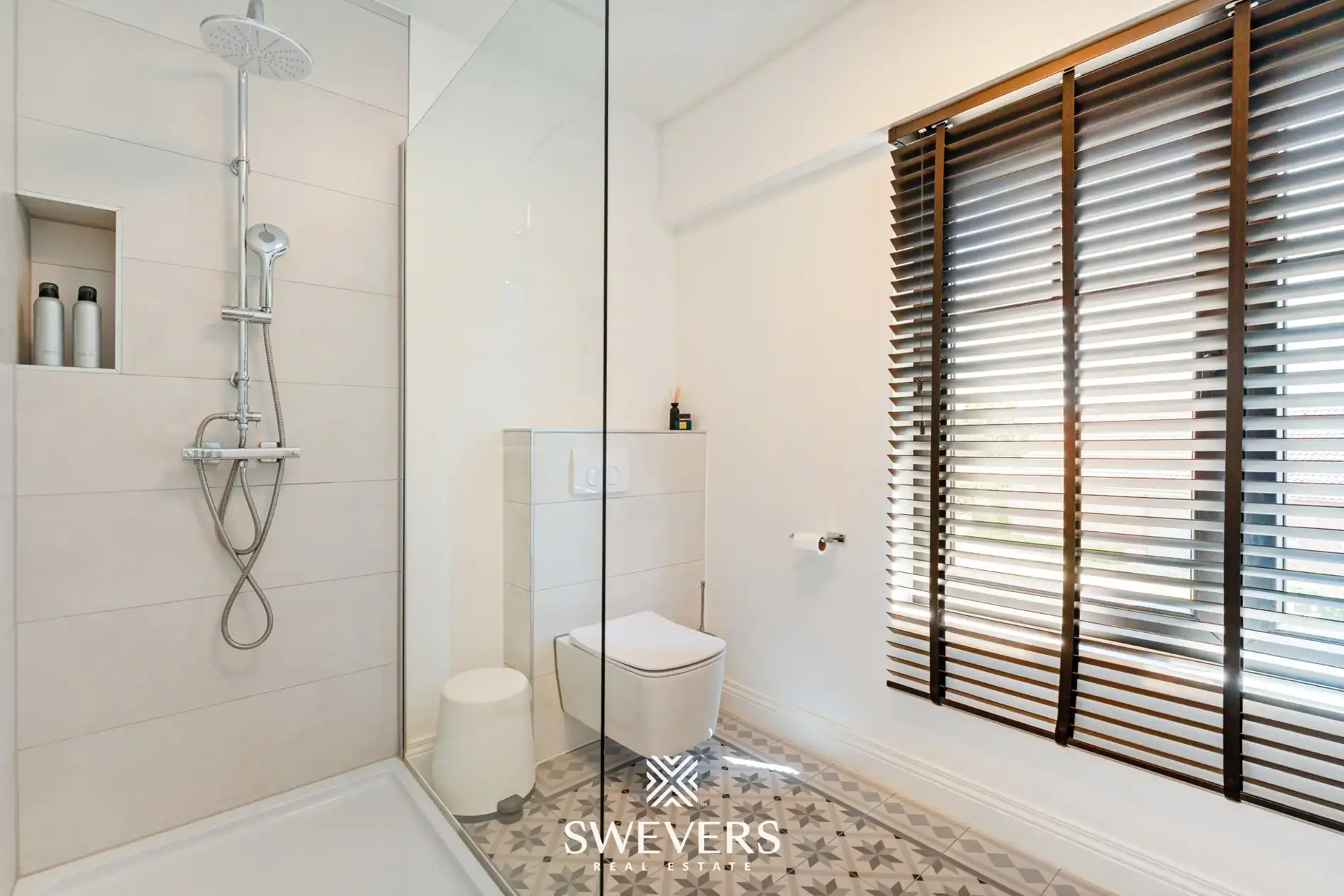 Prachtig gerenoveerde woning met 3 slaapkamers foto 26