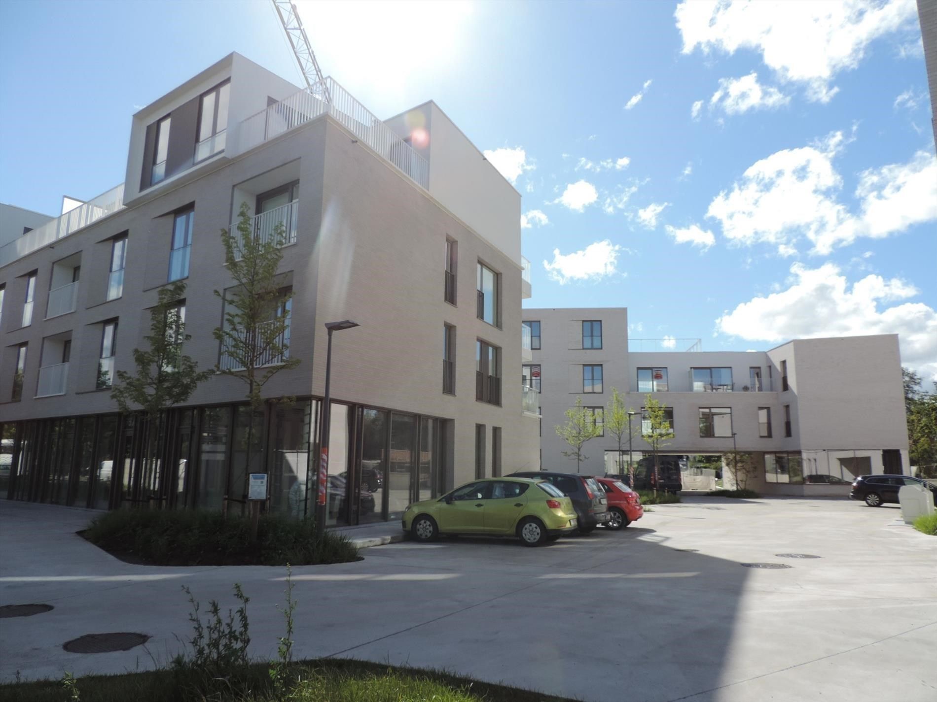 San Siro: ondergrondse autostaanplaats vlakbij station foto 3