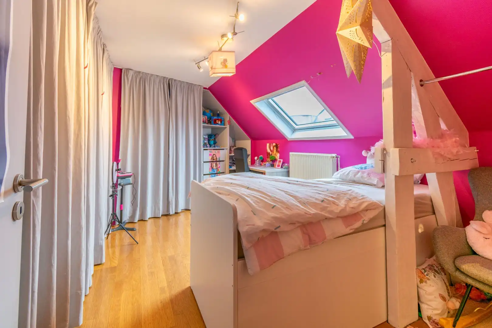 RUIM, INSTAPKLAAR APP MET 5SLP + 3BDK & TERRASSEN! foto 20