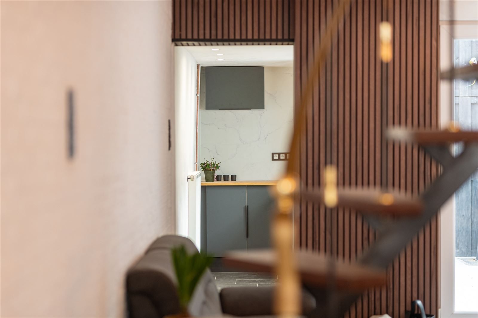 Instapklare rijwoning met stadskoer foto 4