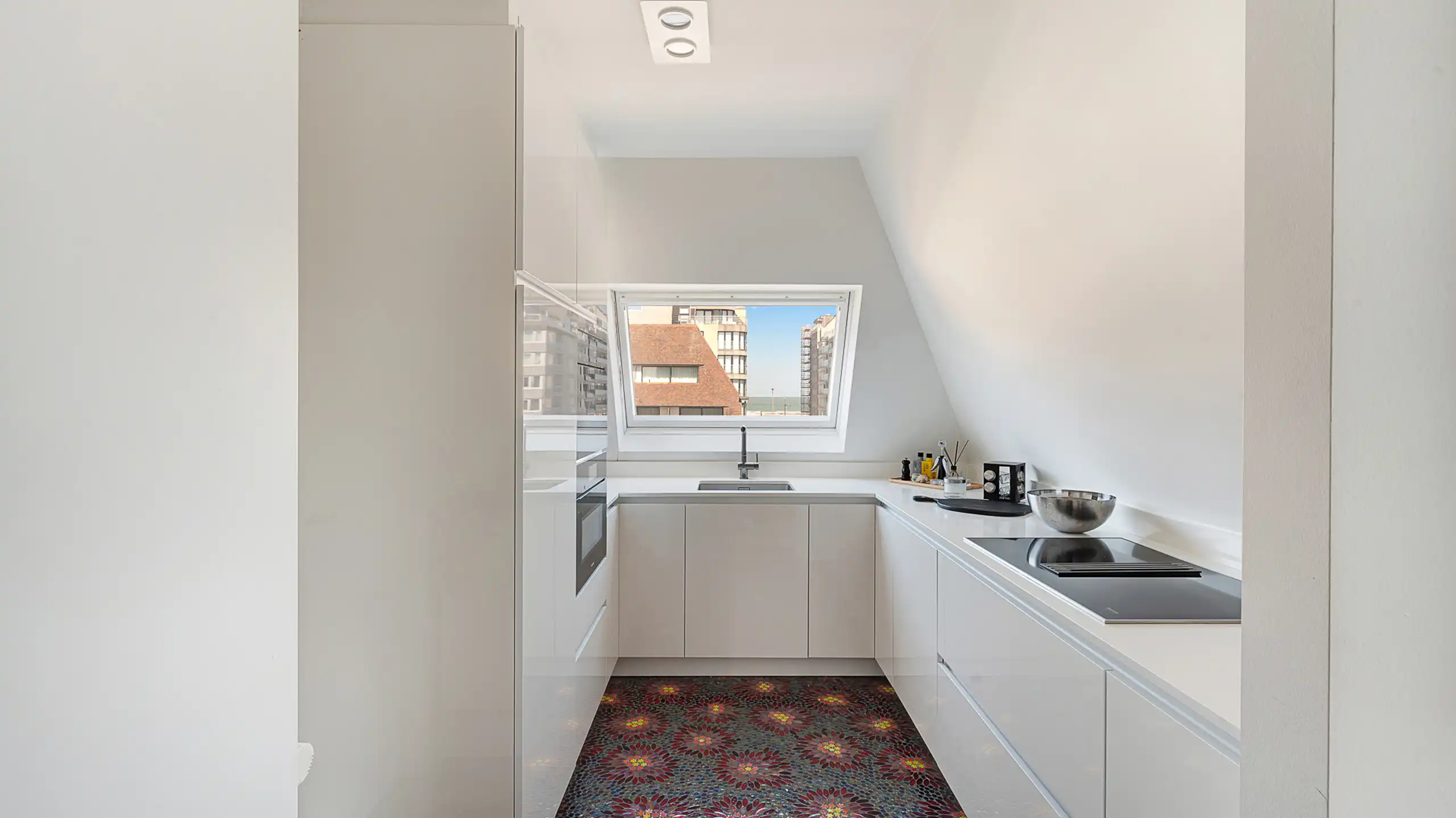 Luxueus duplexappartement met het woongevoel van een villa foto 17