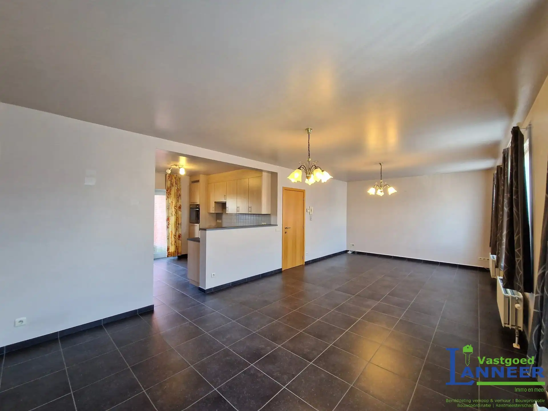 Appartement op de eerste verdieping in het centrum van Herne foto {{pictureIndex}}