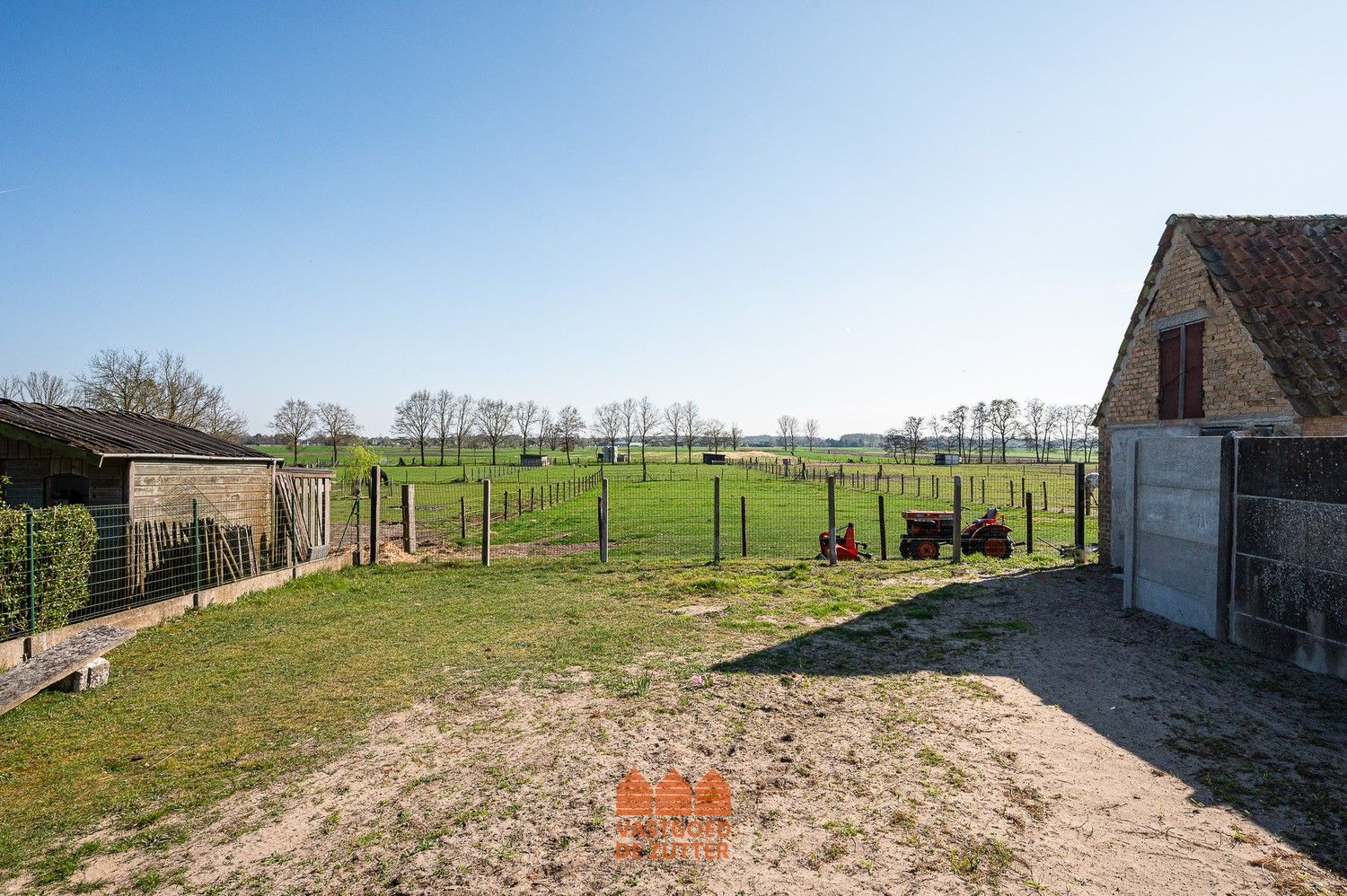Te renoveren halfopen woning met prachtig vergezicht op unieke locatie foto 24