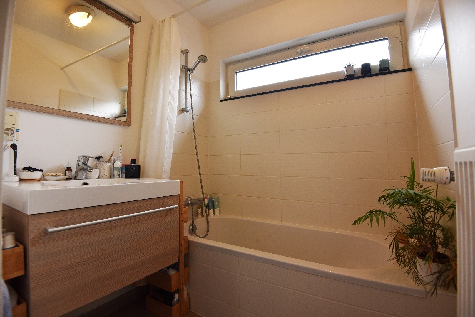 Appartement (74m²) nabij Zuidpark met 2 slpks, terras en autostaanplaats te Gent foto 4