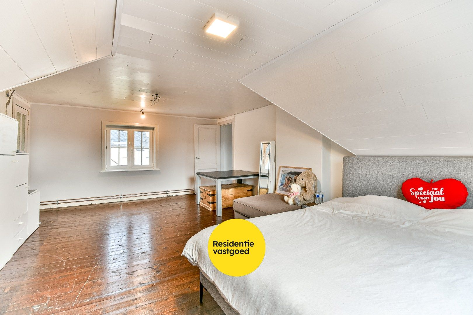 Vlot bereikbare villa met 4 slaapkamers foto 11