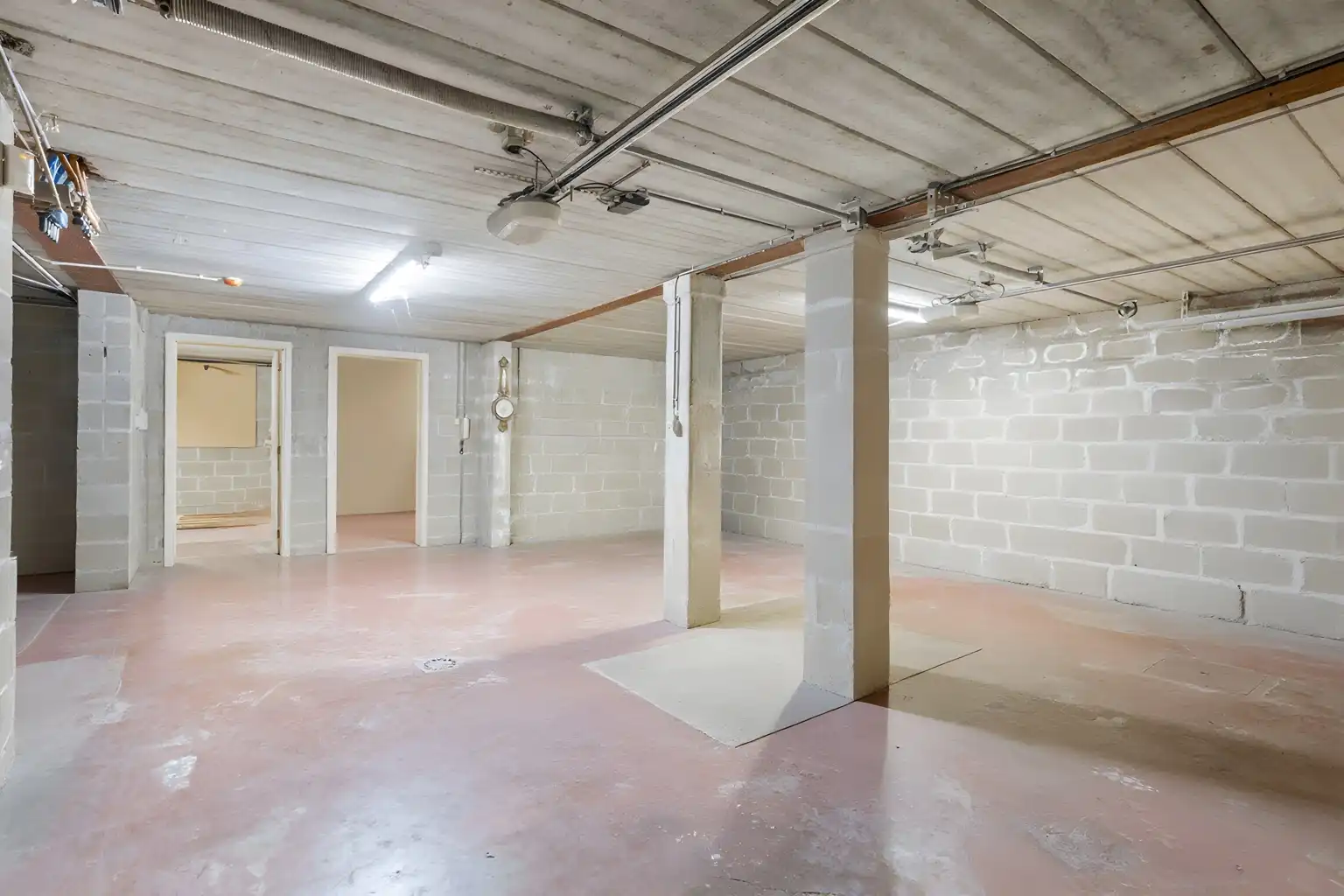 MULTIFUNCIONELE woning met mogelijkheden voor een praktijk foto 24