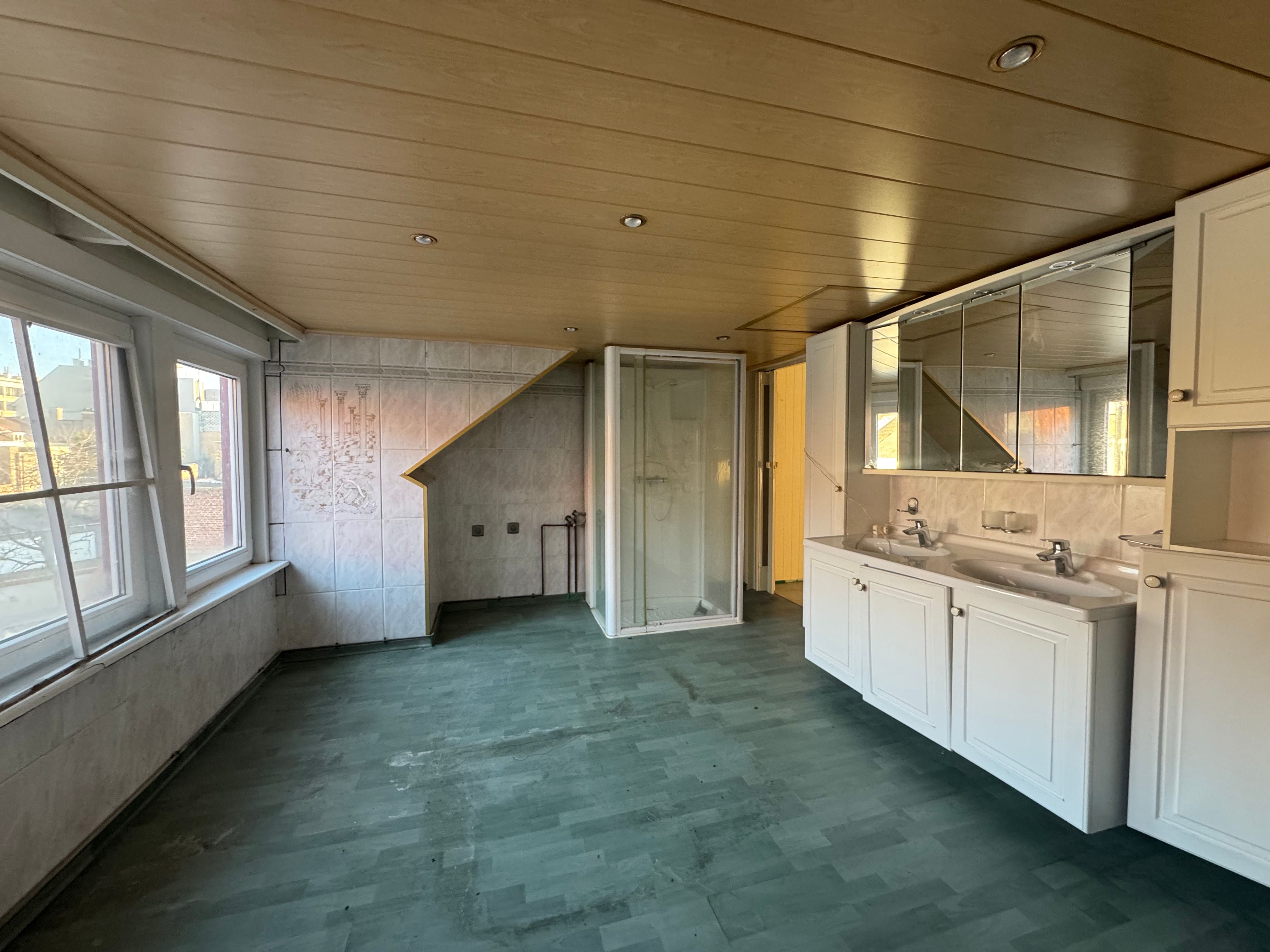 Te renoveren woning foto 12