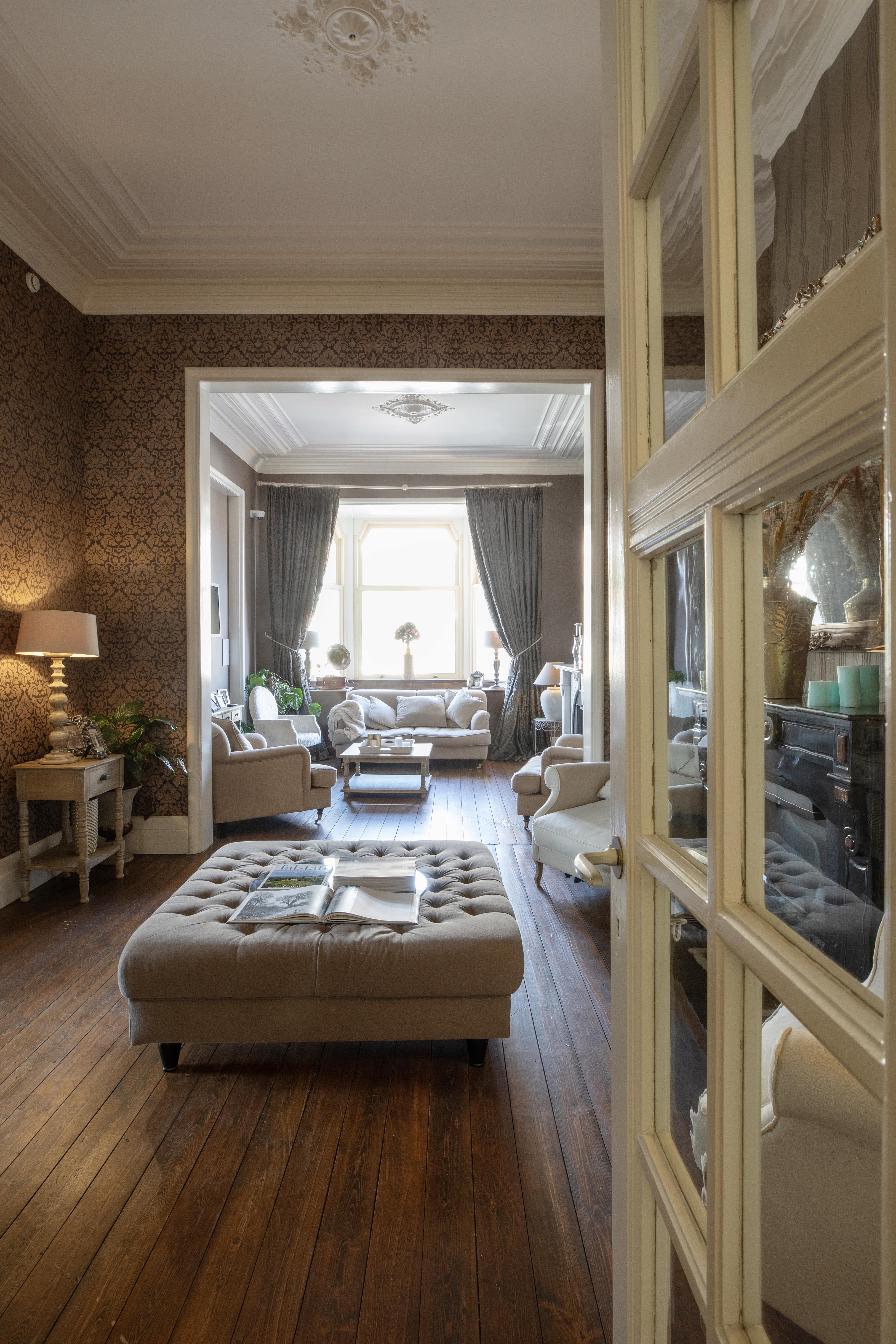 Uniek gebouw met authentieke uitstraling in hartje Hasselt foto 2