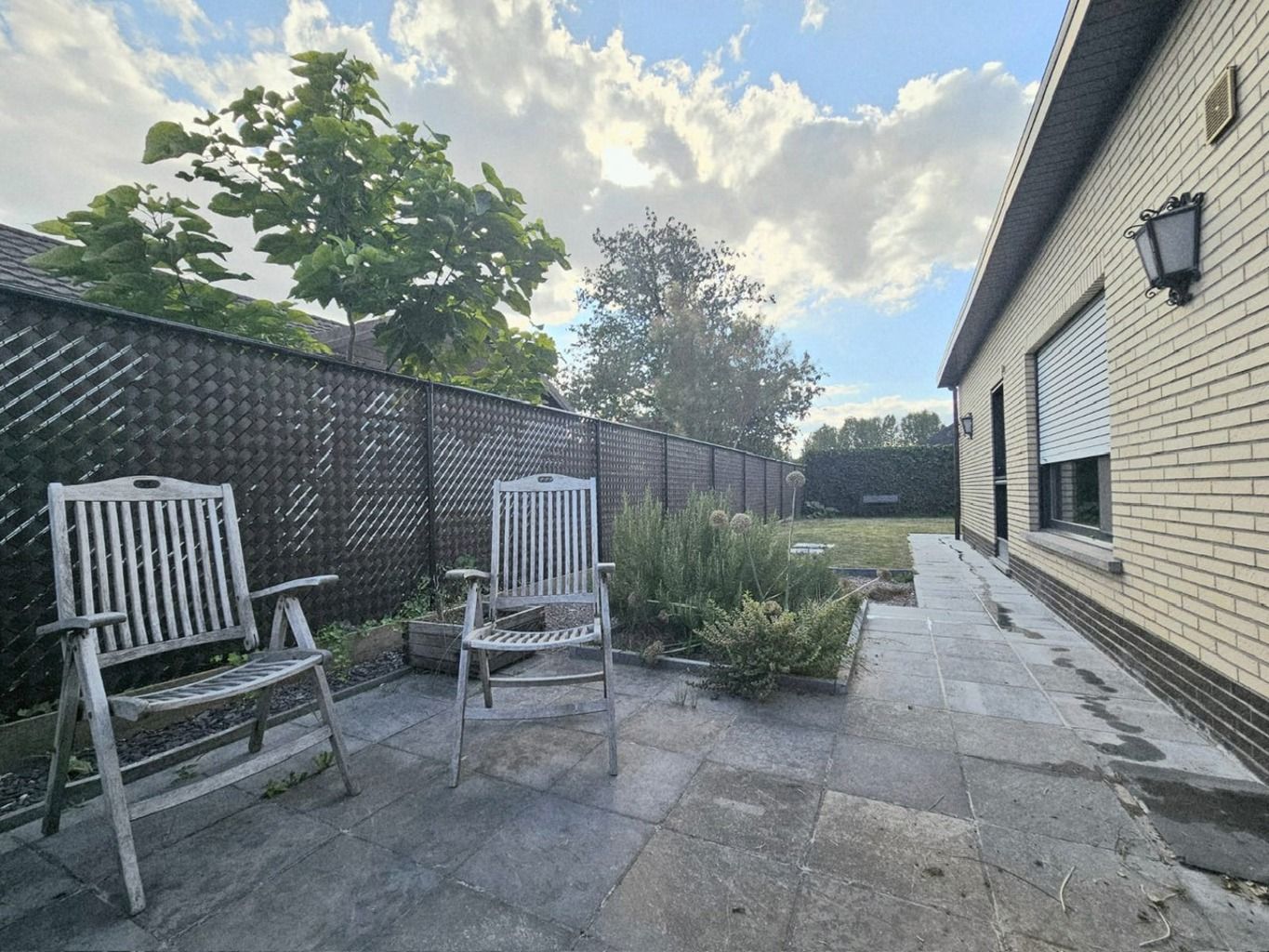 Rustig gelegen bungalow met 3 slaapkamers! foto 23