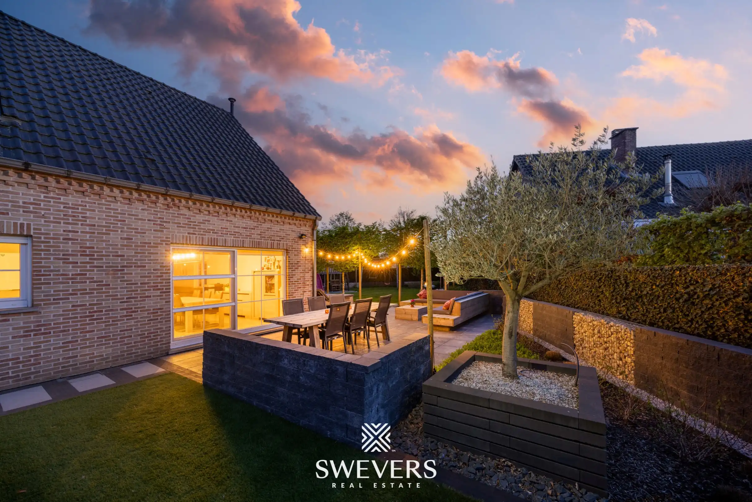 Instapklare woning met prachtig aangelegde tuin en bijgebouw in Helchteren foto 35