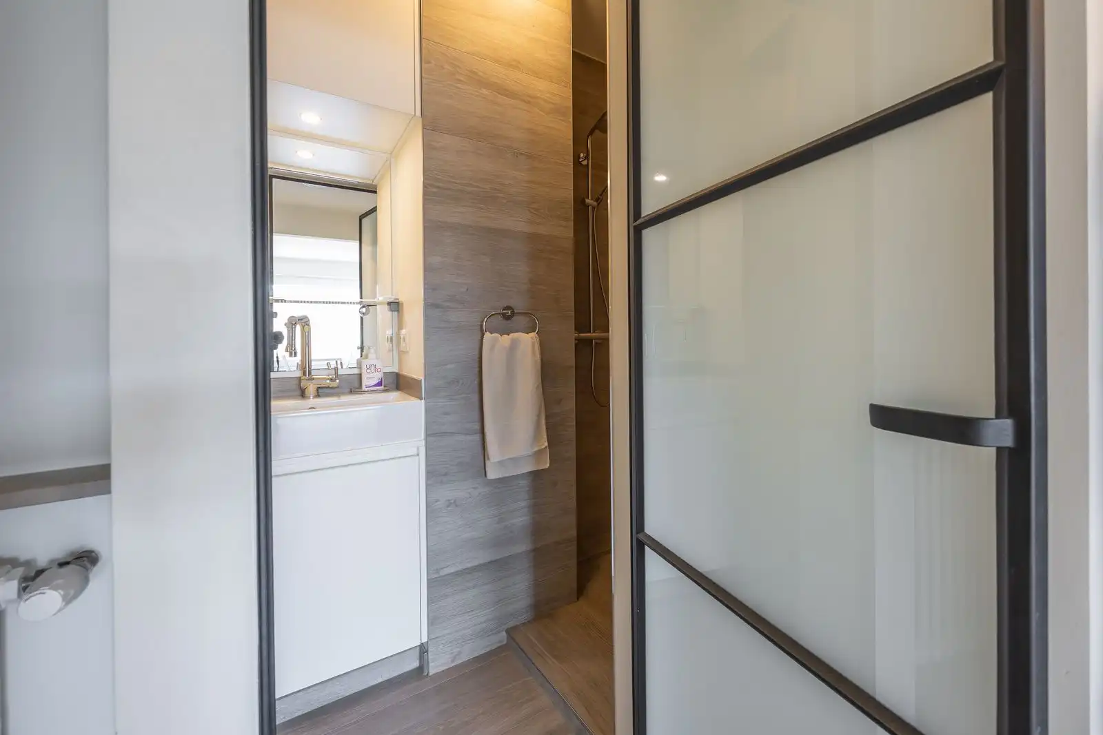 Gerenoveerde studio met lateraal zeezicht aan de Albert I Promenade foto 8