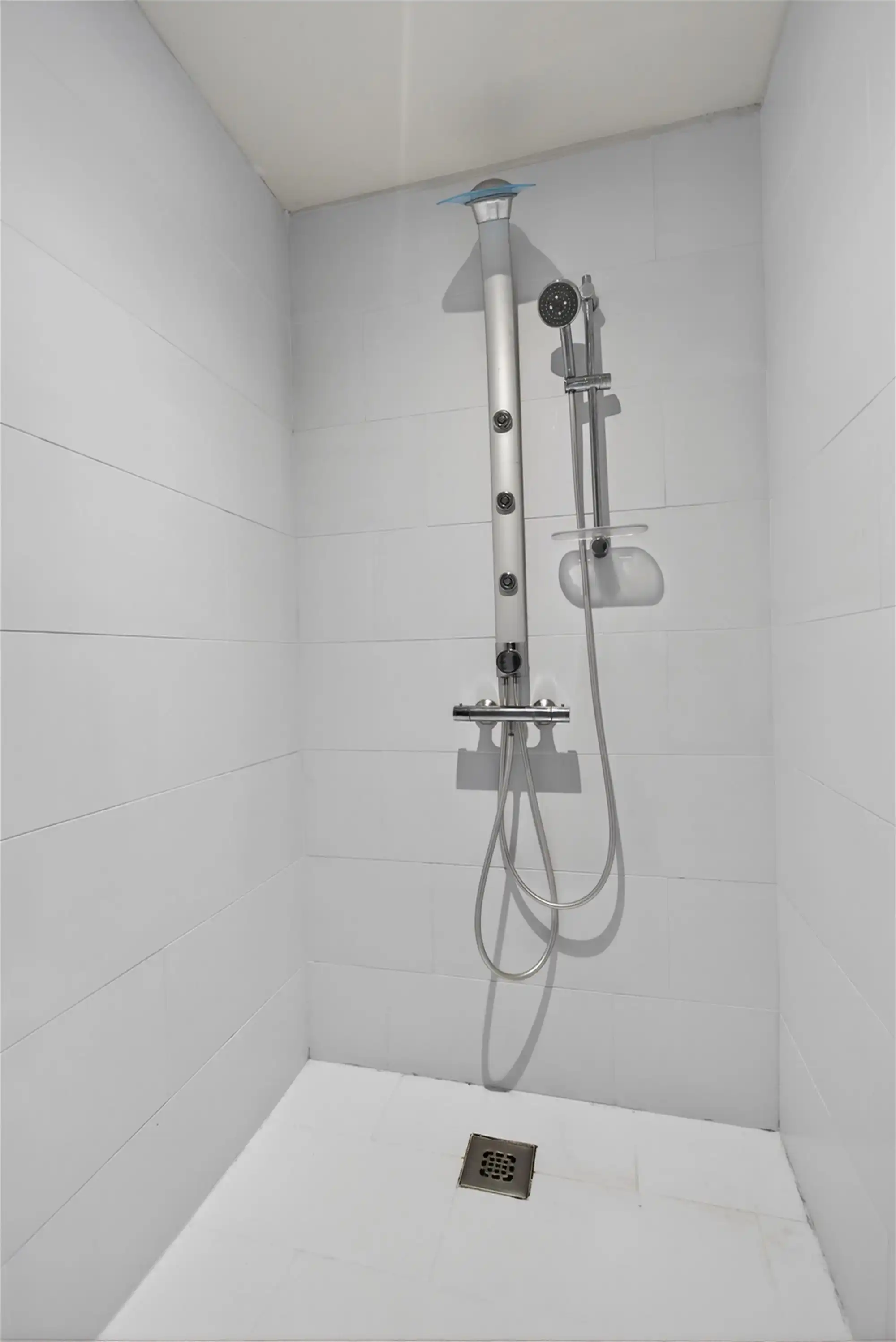 Ruime villa met zuidgerichte tuin en maximale privacy foto 50