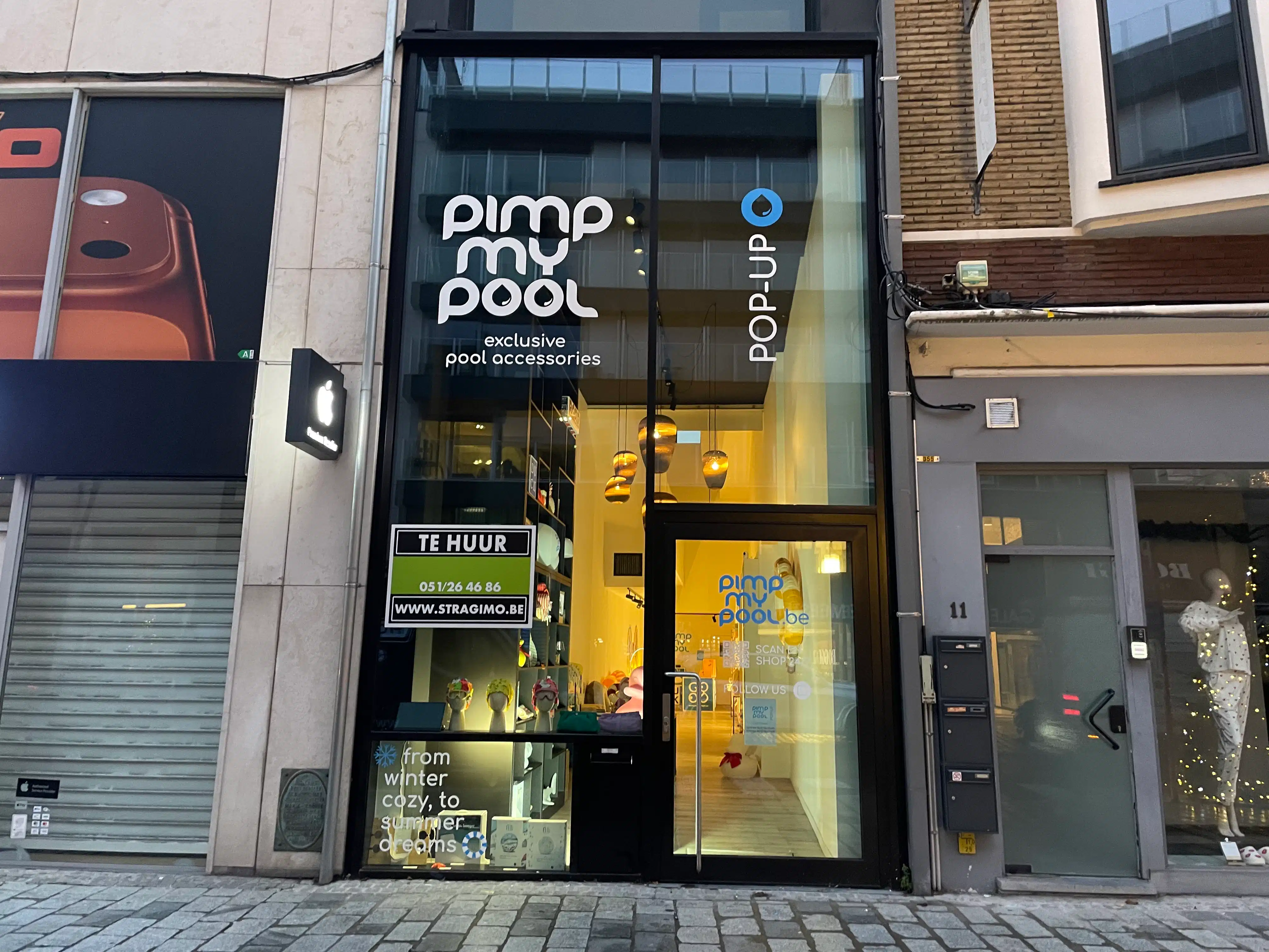 WINKELPAND foto {{pictureIndex}}