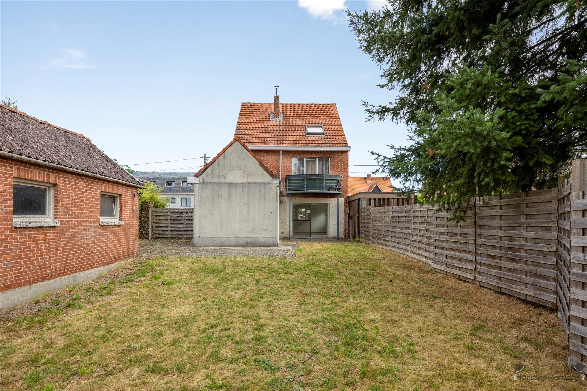TE HUUR - Rustig gelegen gelijkvloers appartement met tuin te Leopoldsburg foto 24