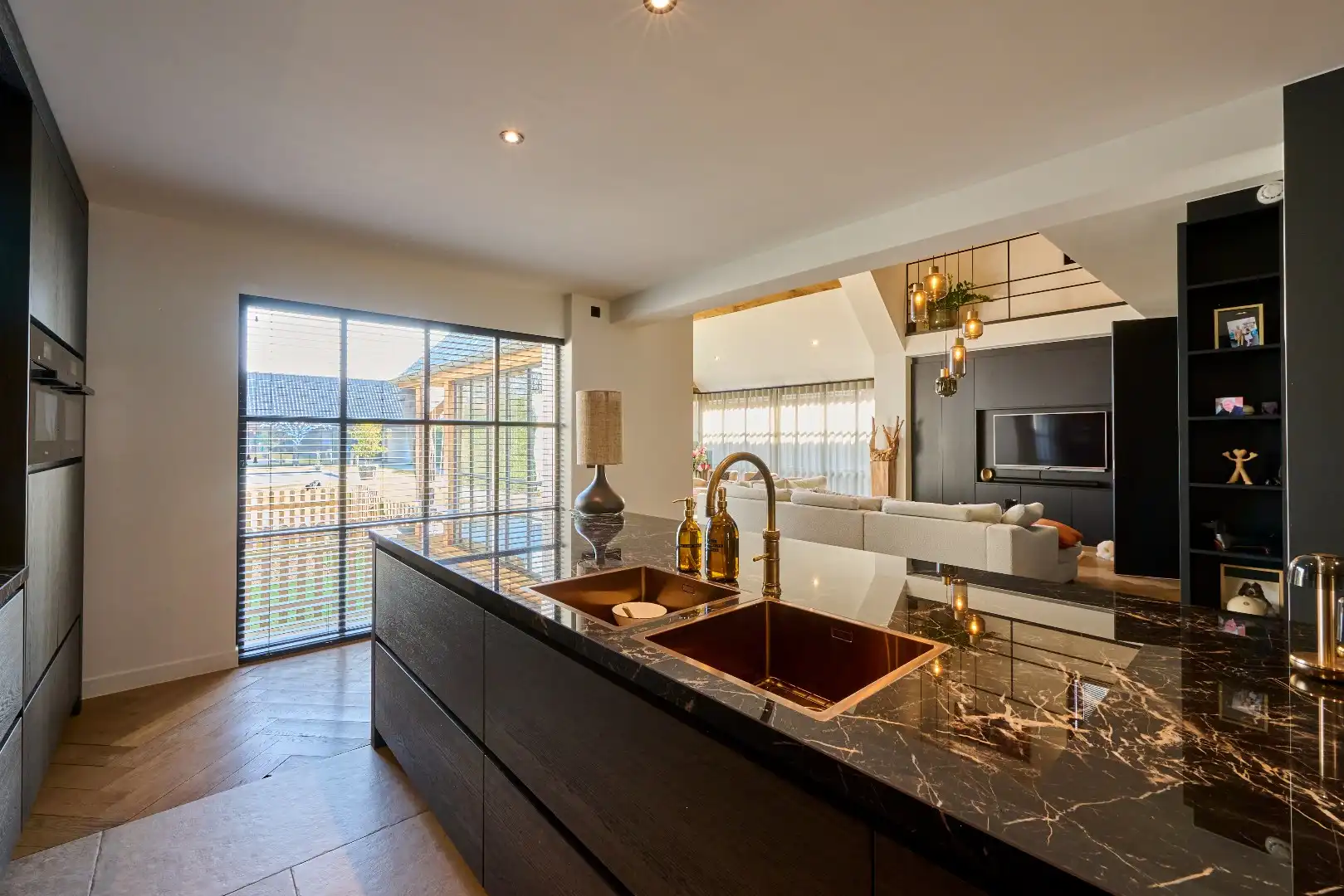 Luxueus afgewerkt landhuis foto 7