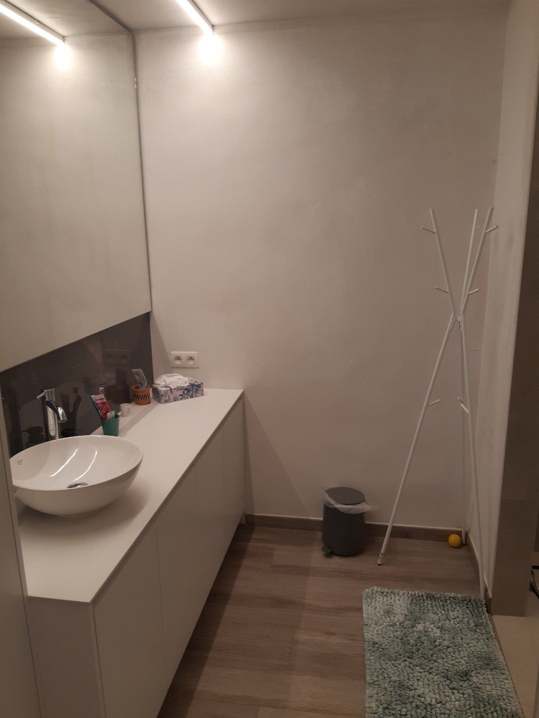 BEN-appartement met terras en tuintje. foto 15