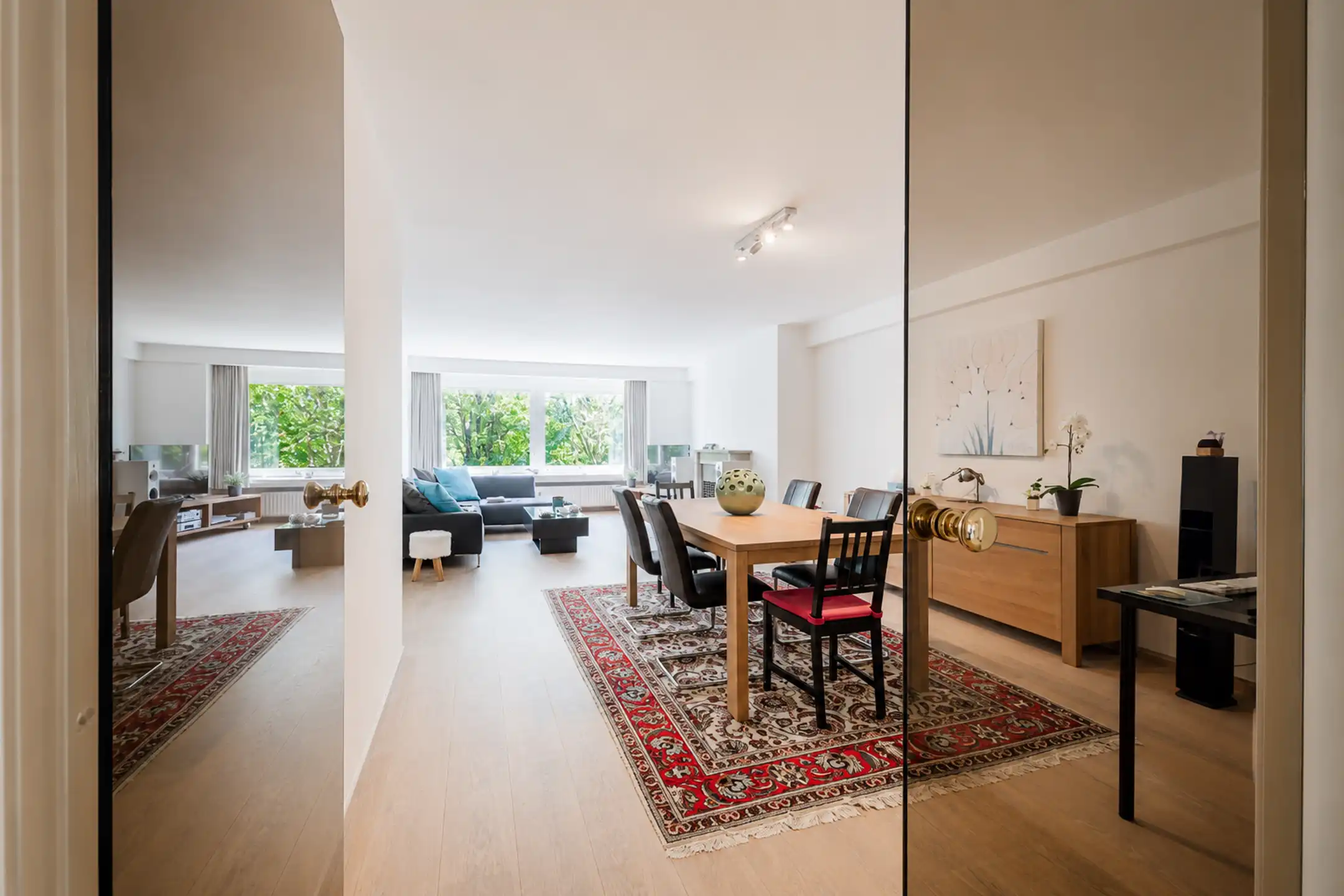 Ruim appartement met 2x terras aan het Koning Albertpark foto 7