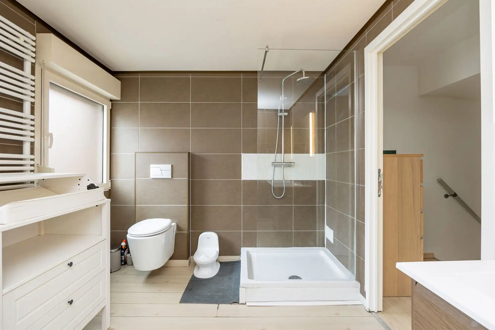 Instapklare woning met tuin en terras  foto 12