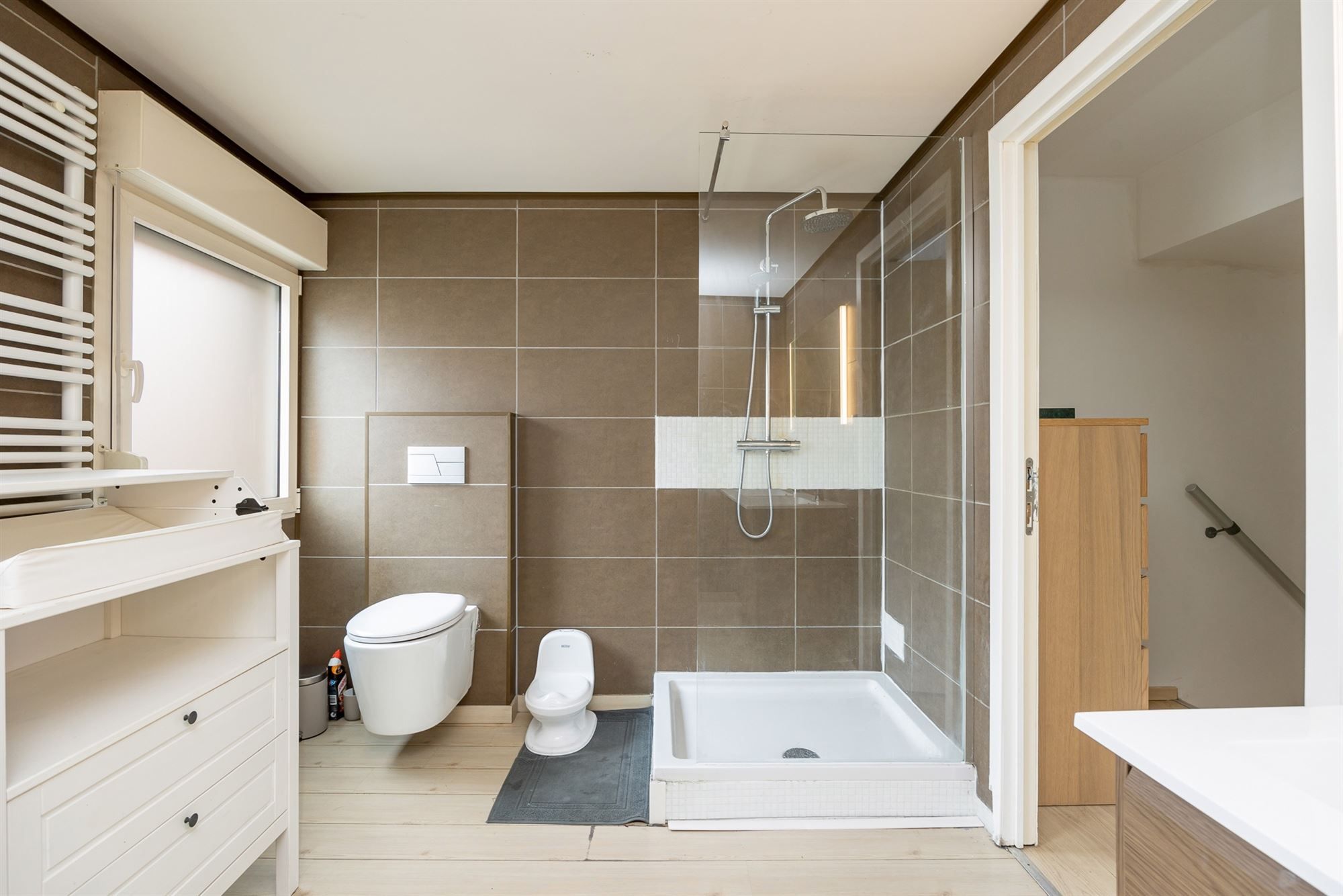 Instapklare woning met tuin en terras  foto 12