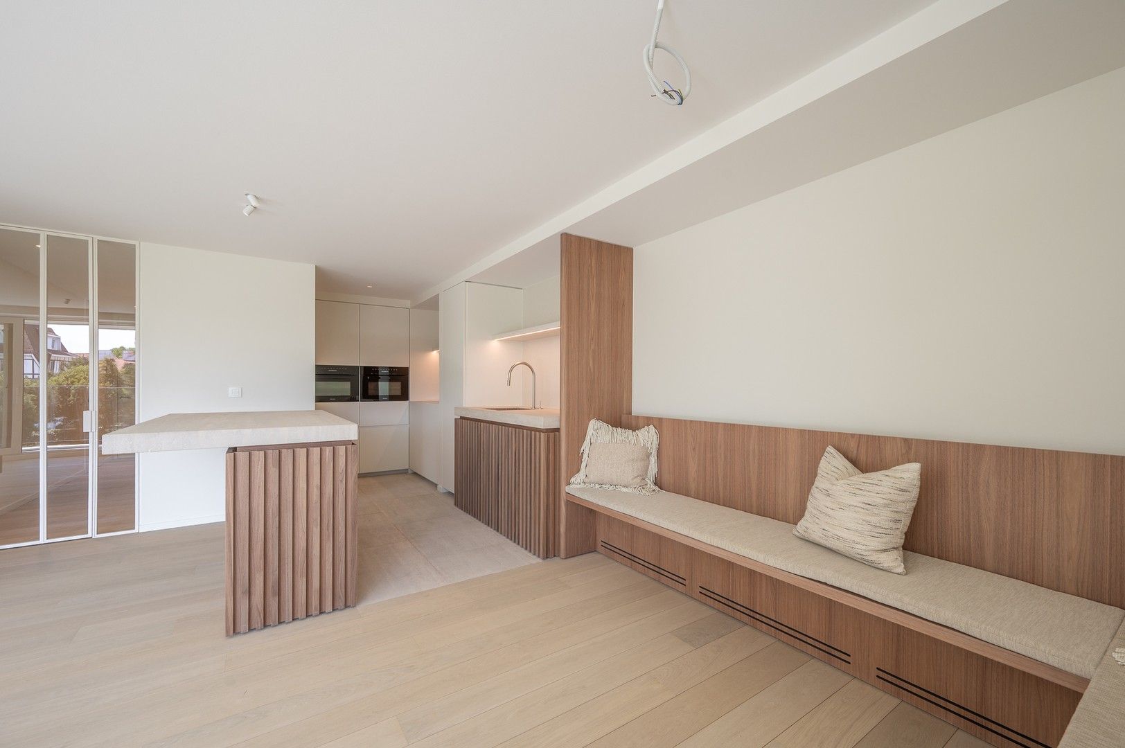 Gerenoveerd hoekappartement met mooie terrassen in een prestigieus gebouw op de Wandeldijk. foto 16