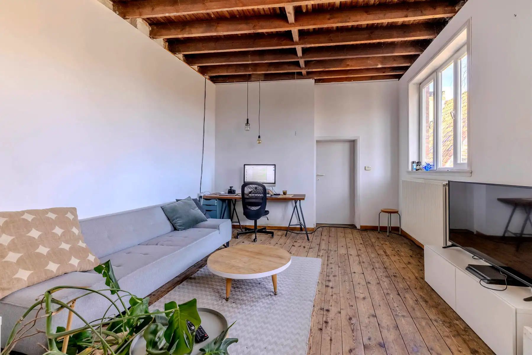 Wonen en werken in hartje Turnhout: handelspand + 2 appartementen foto 24