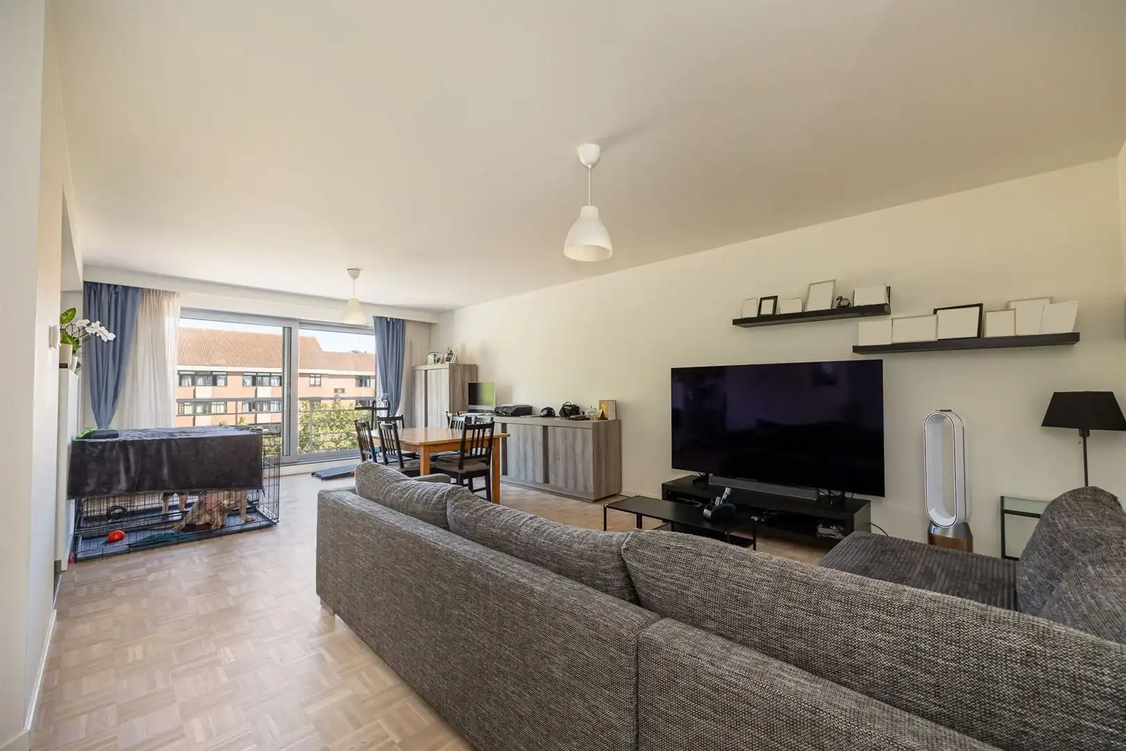 Modern appartement met balkon foto 2