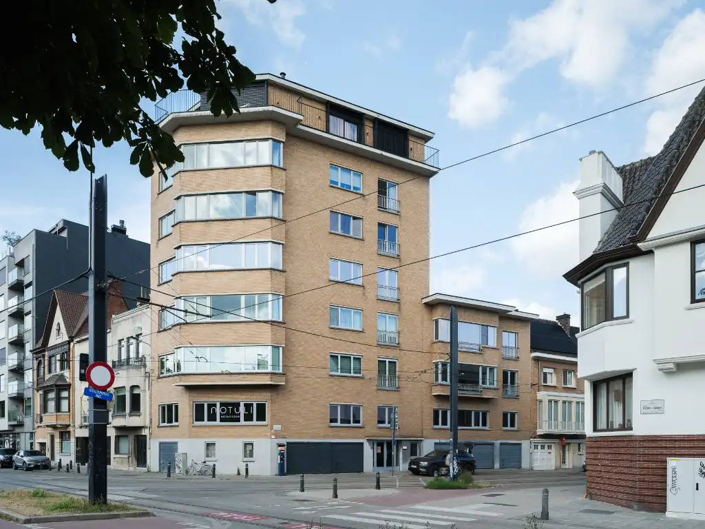 Ruim en karaktervol hoekappartement (bvo 151 m²) met drie slaapkamers in centrum Gent foto 2