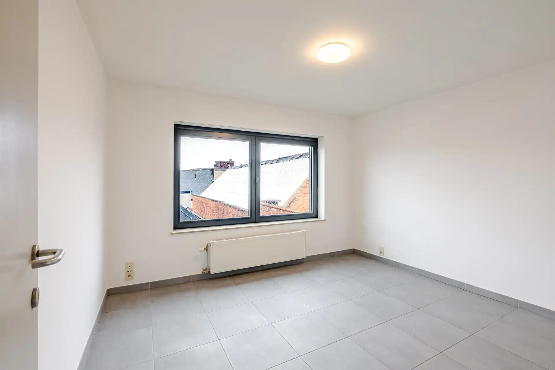 Ruim appartement met twee slaapkamers in het centrum van Aalst foto 11