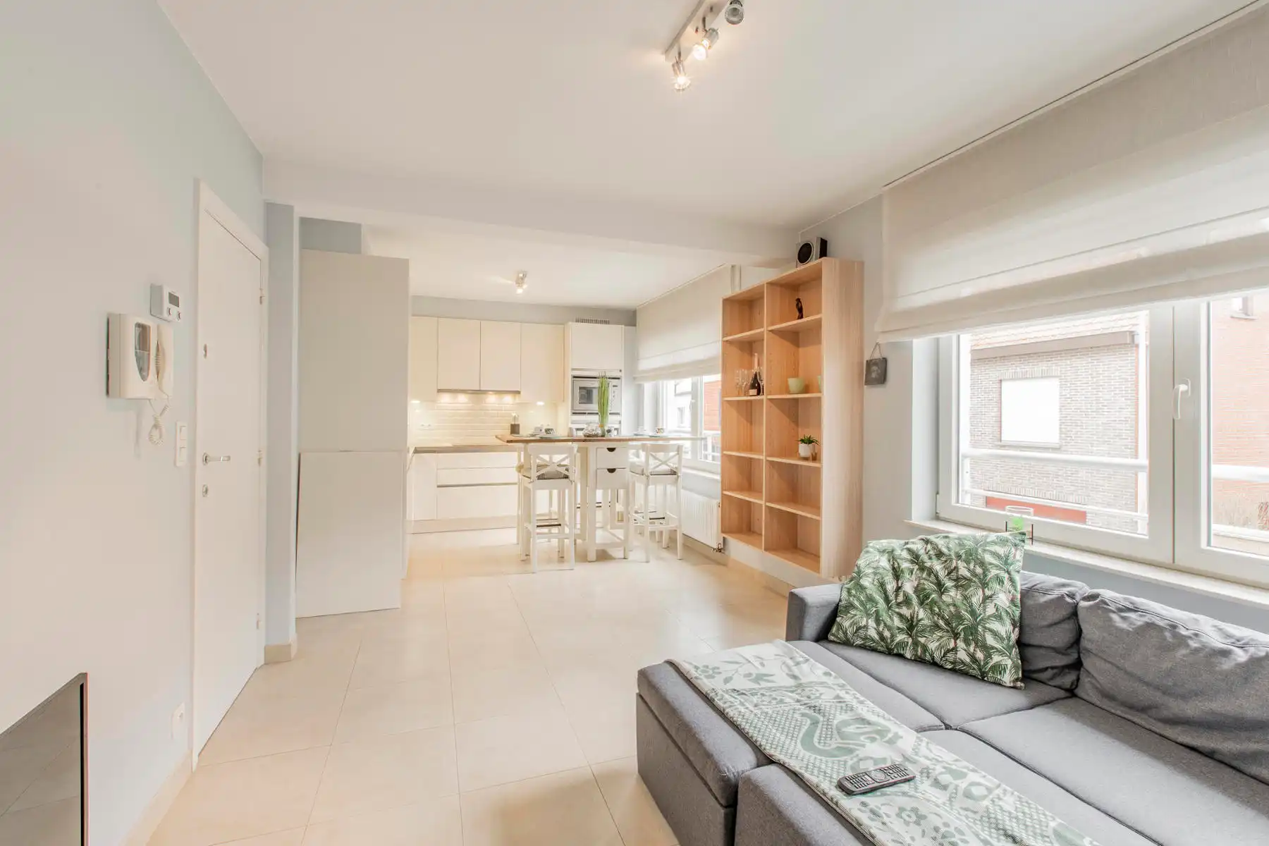 Ruime woning met garage en stadstuin foto 12