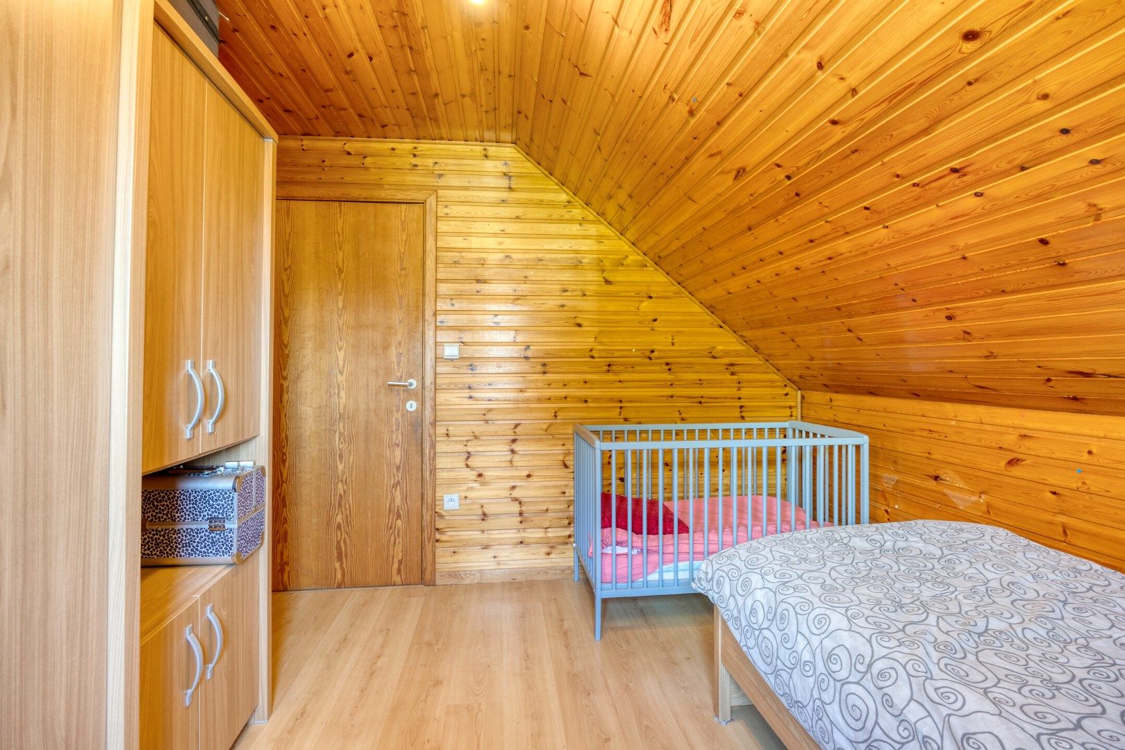 Instapklare woning met 3 slaapkamers en ruimte voor atelier / hobby !  foto 13