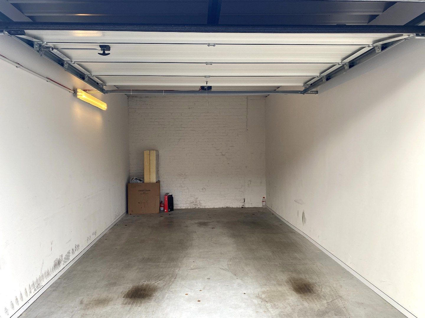 GELIJKVLOERS APPARTEMENT MET TERRAS EN GARAGE foto 10