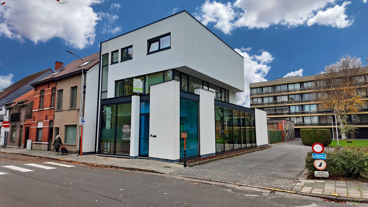 Uitzonderlijk luxueuze duplex met een groot terras! foto {{pictureIndex}}