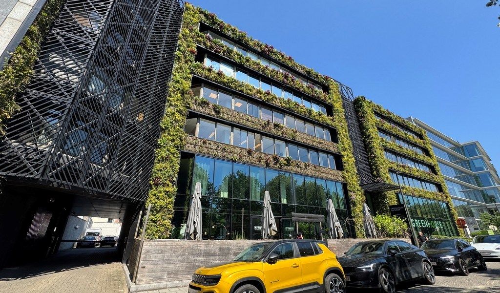 ()=>{if(producerUpdateValueVersion(node),producerAccessed(node),node.value===ERRORED)throw node.error;return node.value} Uitbreidingstraat 66 -/20wp - 2600 Antwerpen