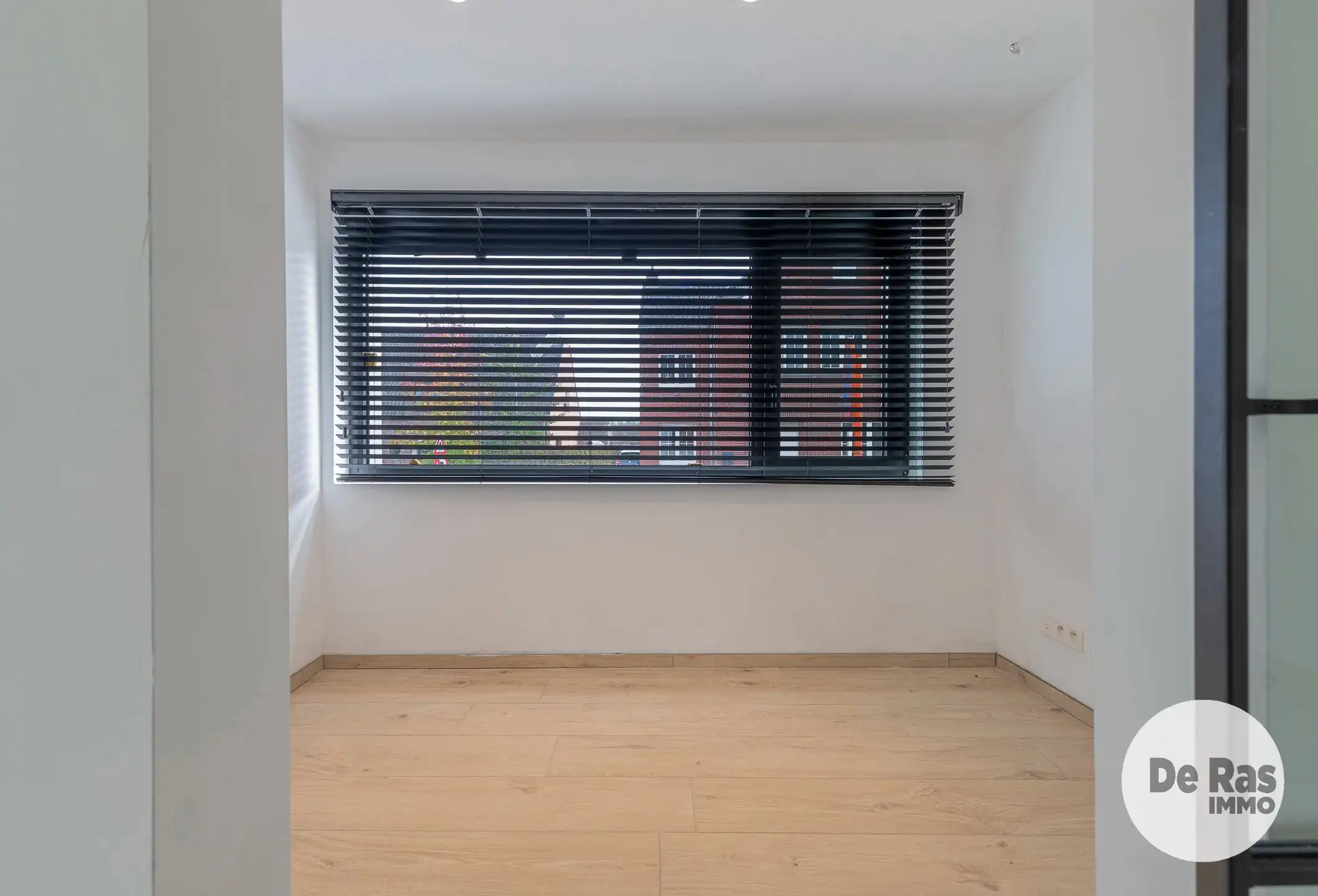 SMETLEDE - GERENOVEERDE WONING MET 4 KAMERS EN 2 BADKAMERS foto 7