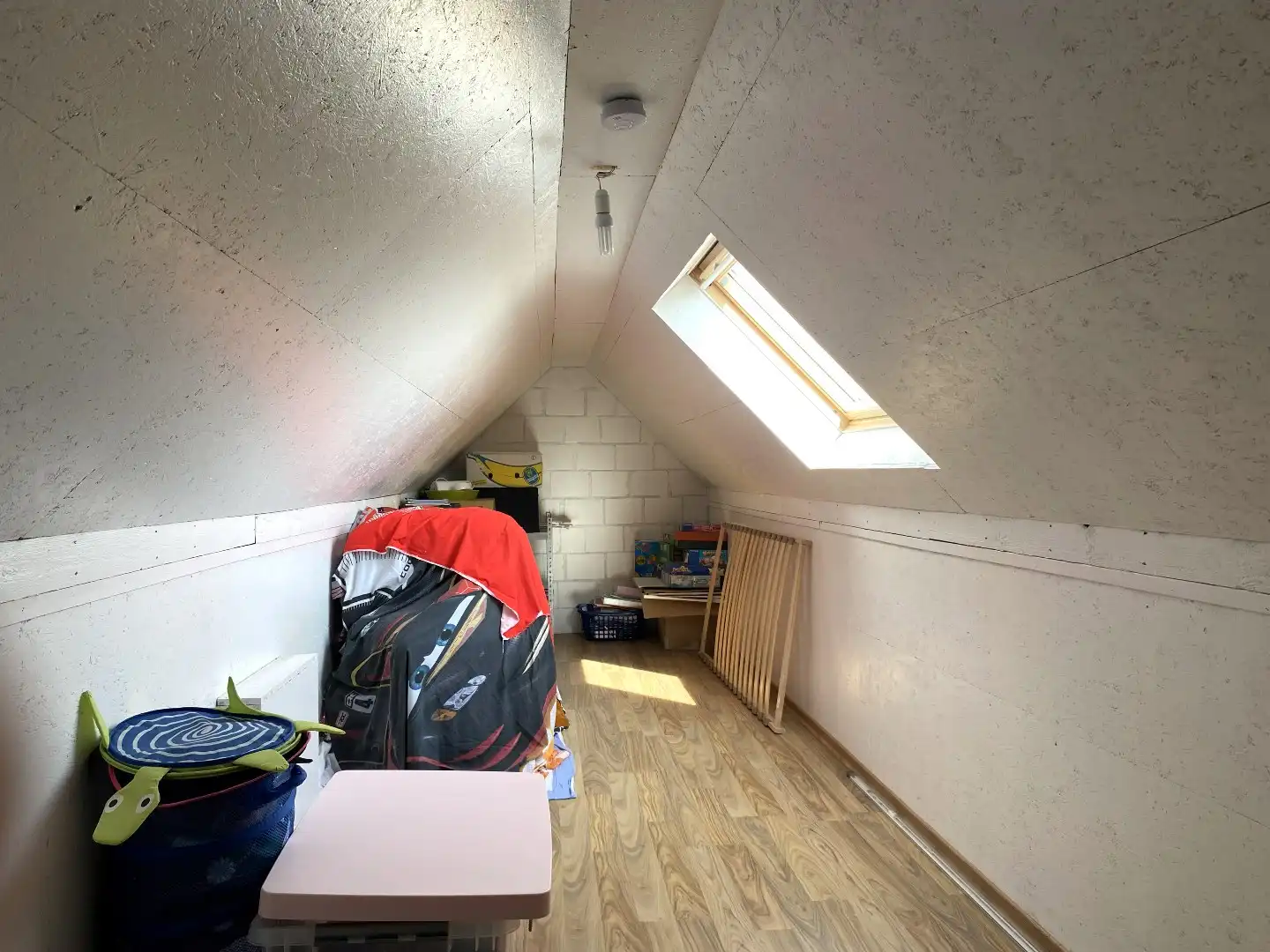 INSTAPKLARE WONING MET 3 SLPKS EN TUIN IN RUSTIGE WOONWIJK foto 13