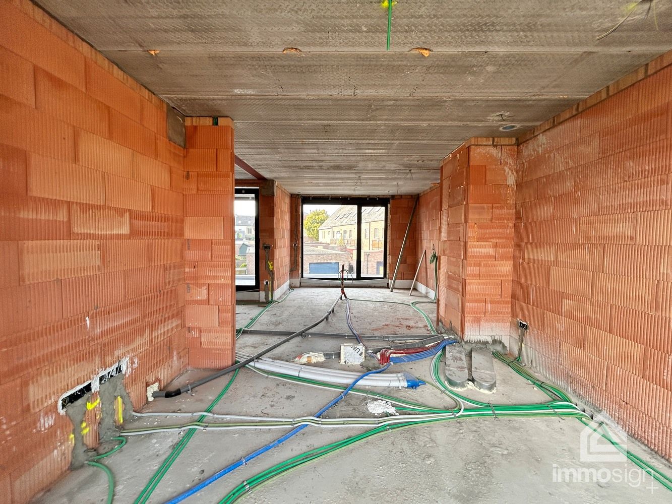 Afgewerkte nieuwbouwwoning in het centrum van Hamont! foto 8