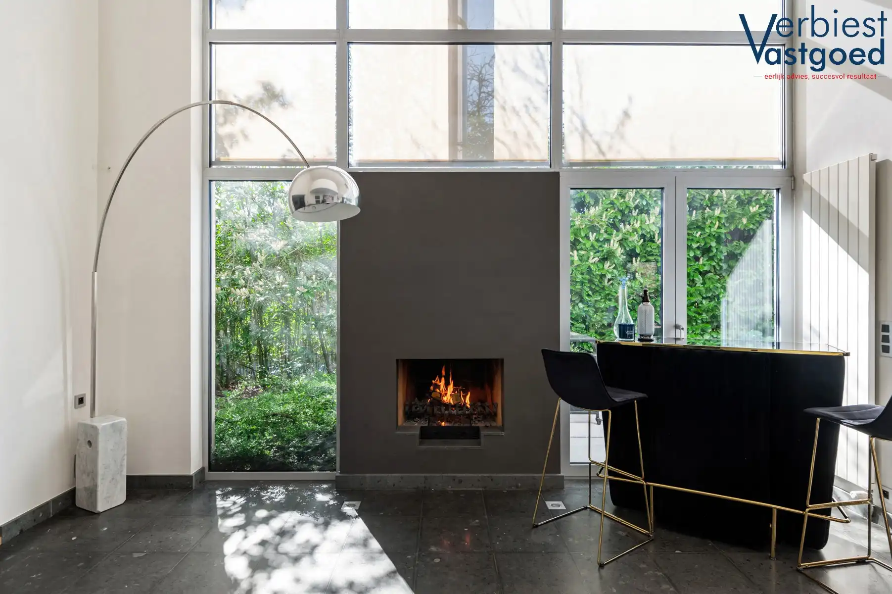 Exclusieve en lichtrijke villa met tuin op toplocatie foto 2