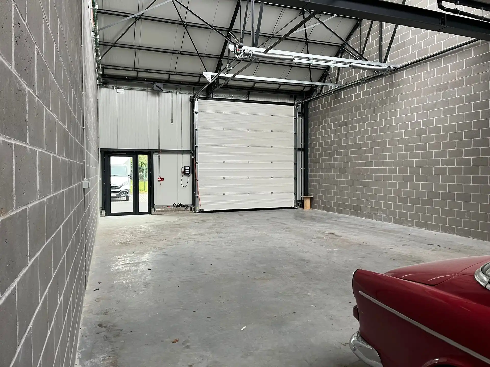 Gunstig gelegen magazijn van 124m² foto 5