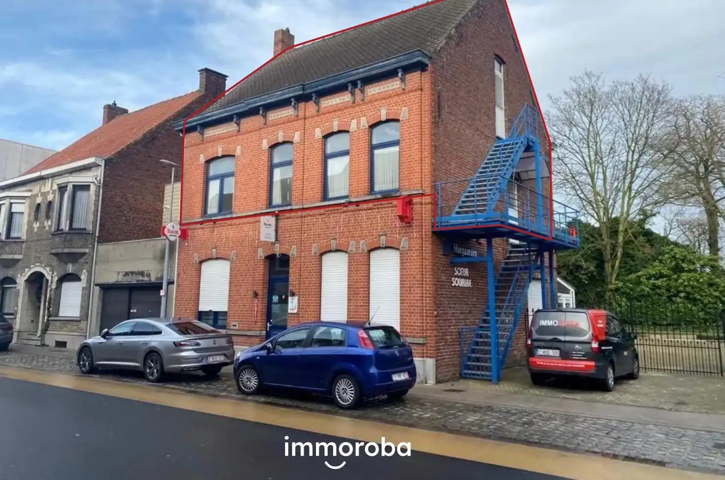 Ruim appartement in het bruisende centrum van Deerlijk TE HUUR! foto {{pictureIndex}}