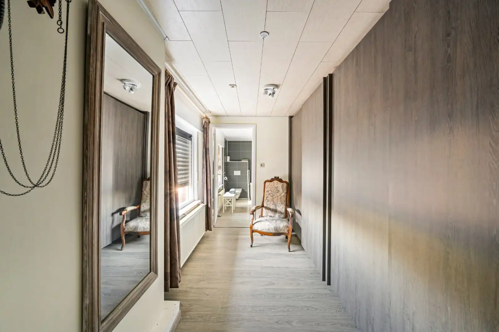 Instapklare woning met 3 slaapkamers en zonnige tuin in Vlamertinge foto 9