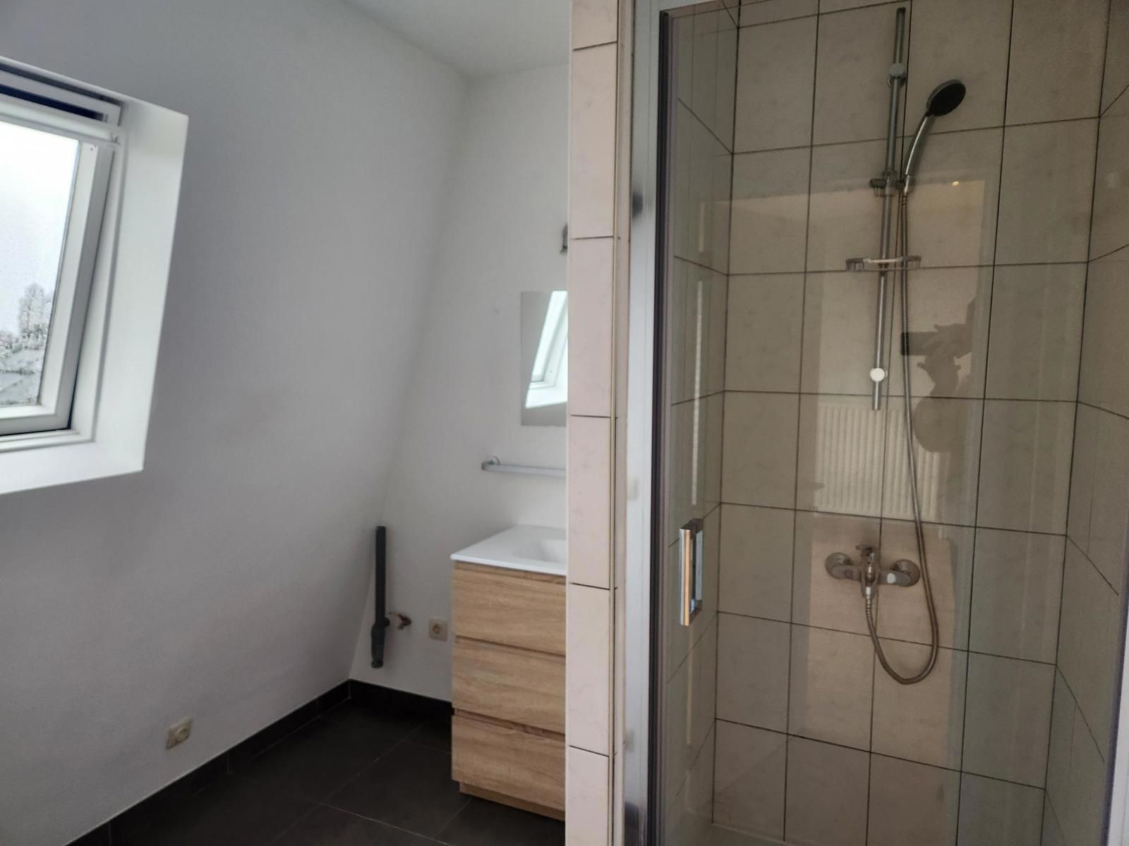 Tof appartement met zicht op de binnendijle aan de Winketkaai foto 6